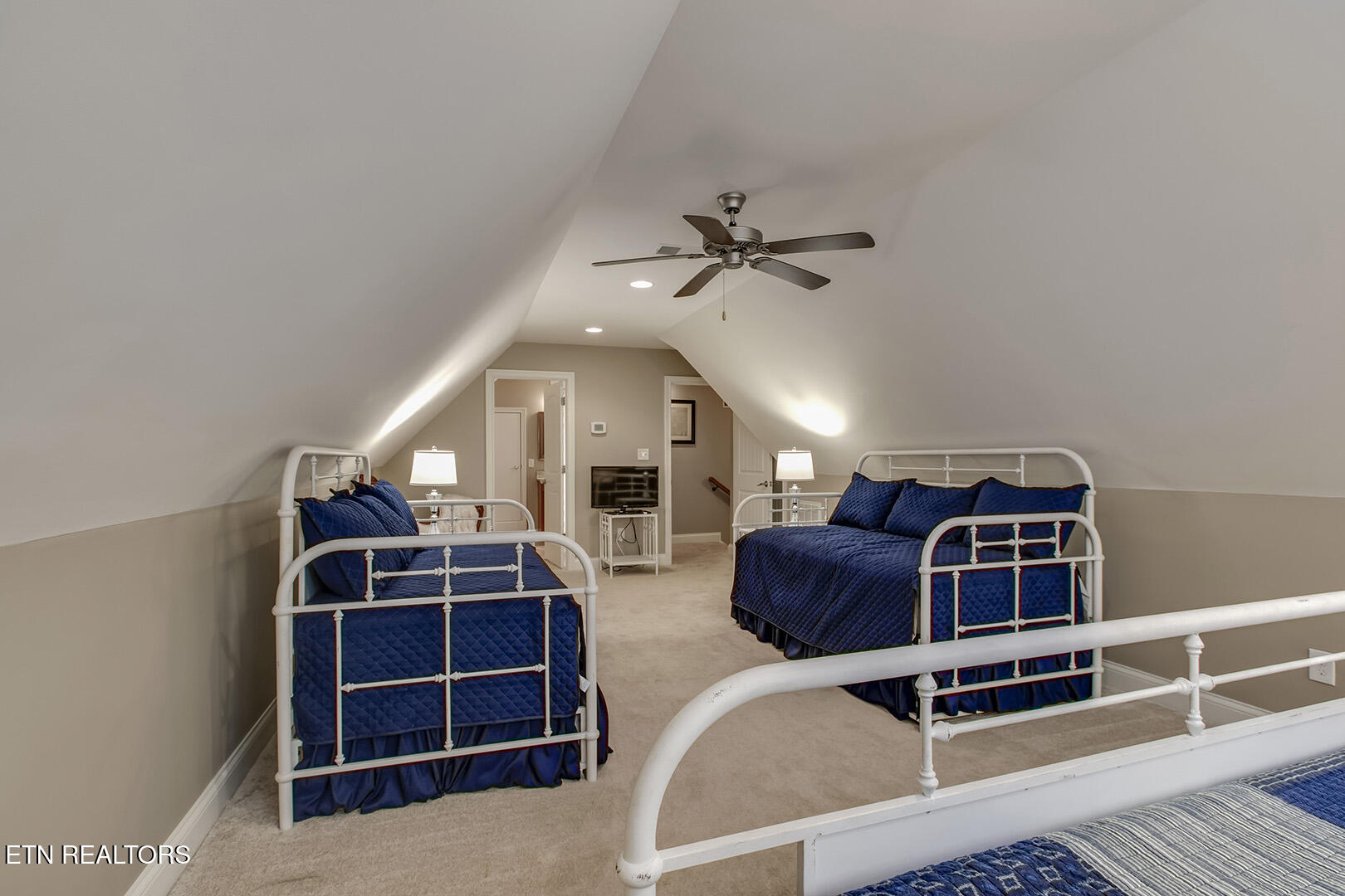 415 Skiatook Lane Loudon TN 37774
