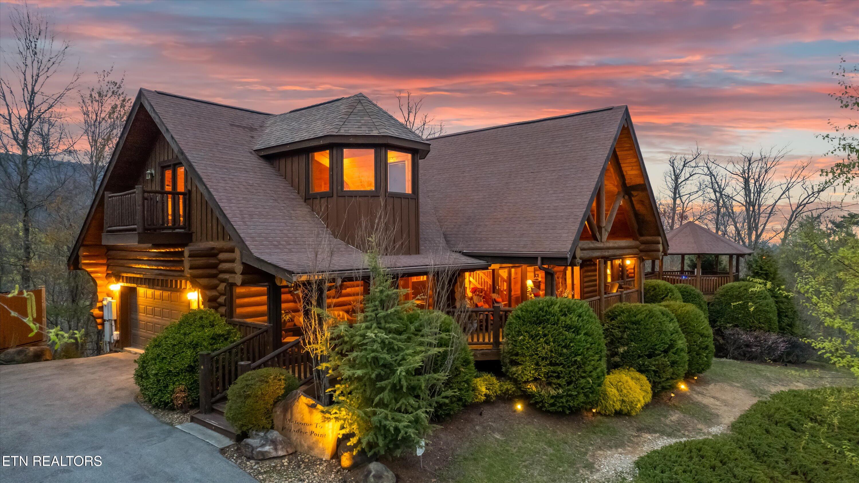 2436 Smoky Vista Way Sevierville TN 37862