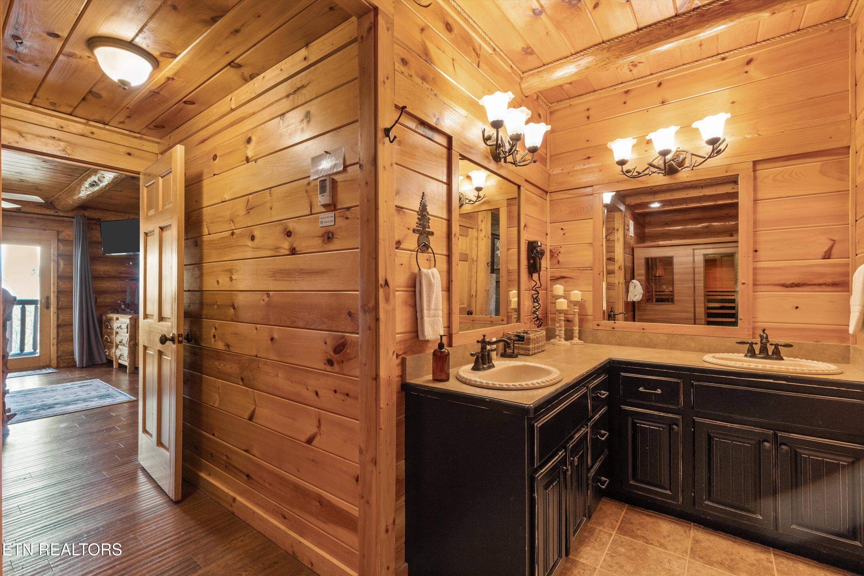 2436 Smoky Vista Way Sevierville TN 37862