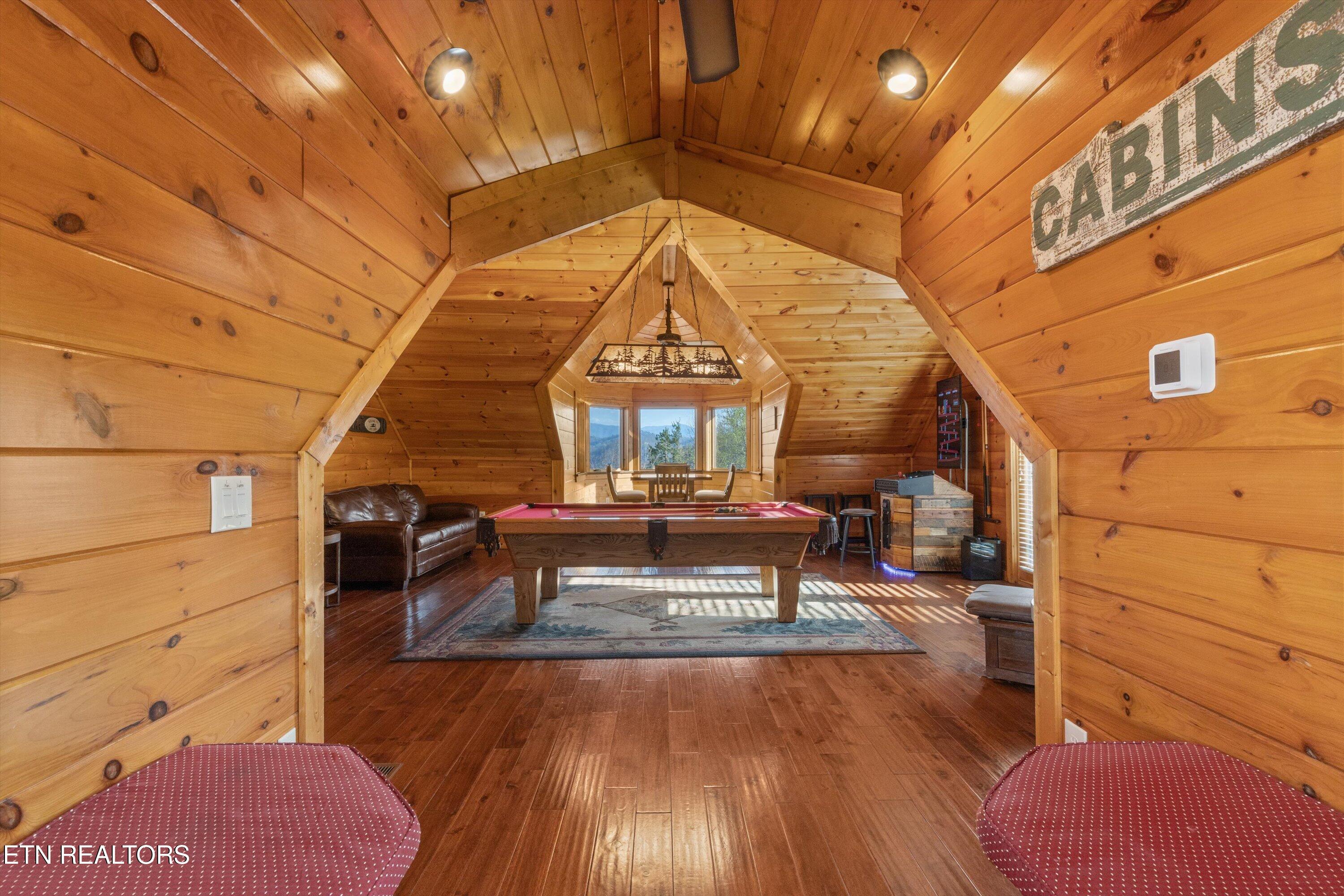 2436 Smoky Vista Way Sevierville TN 37862