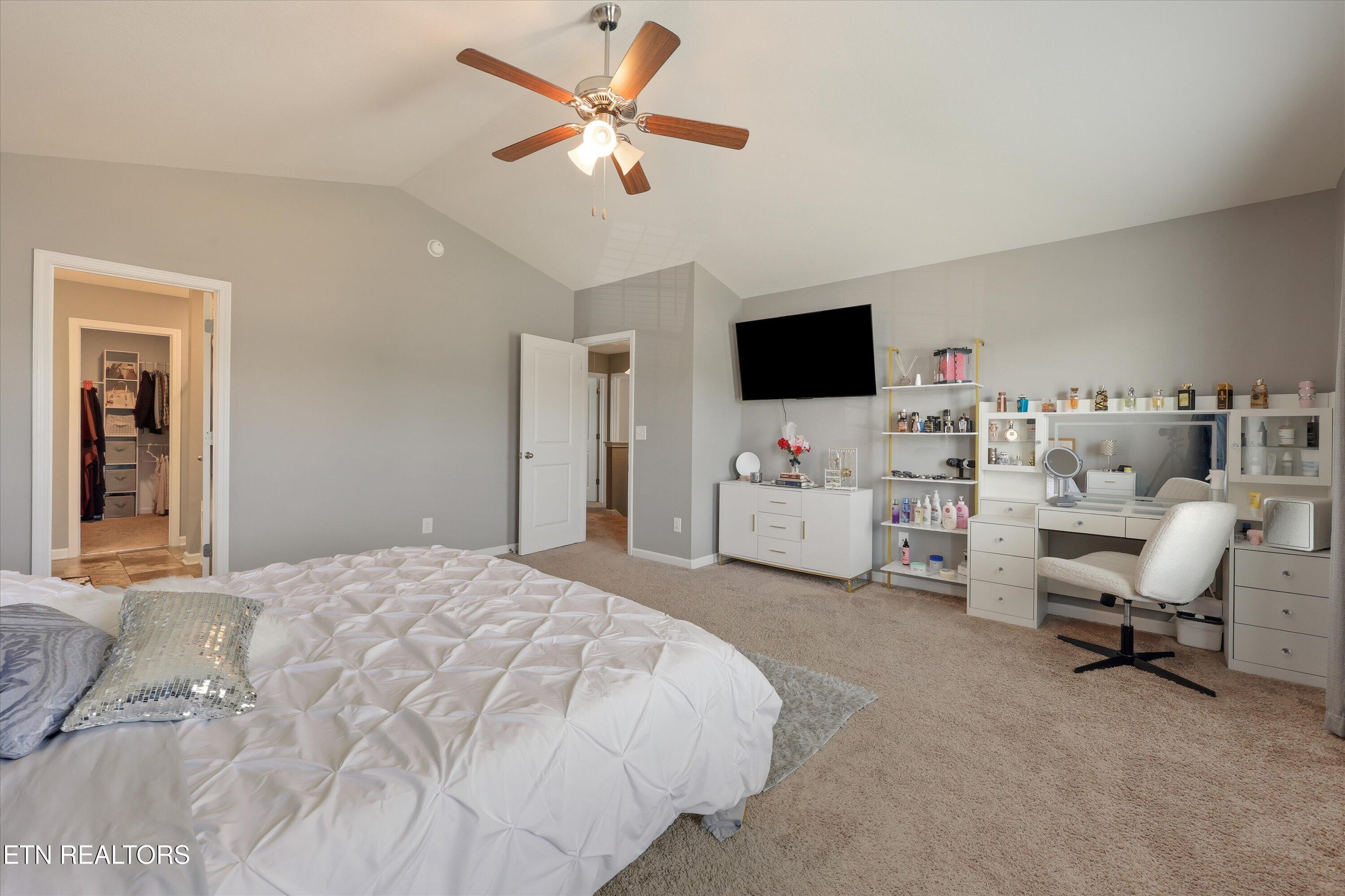 241 Gail Lane Lenoir City TN 37772