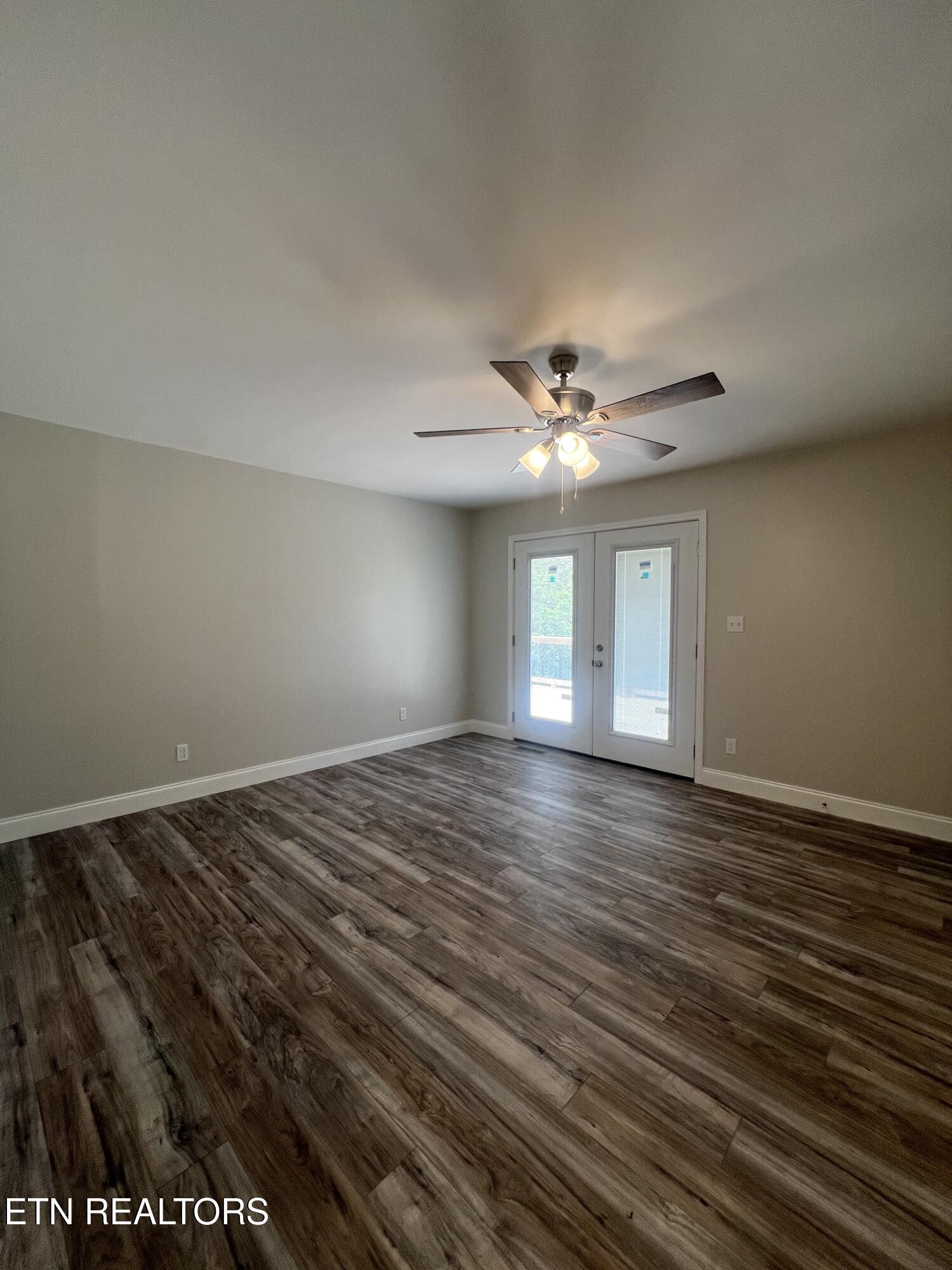 311 Jane Way Lane Jacksboro TN 37757
