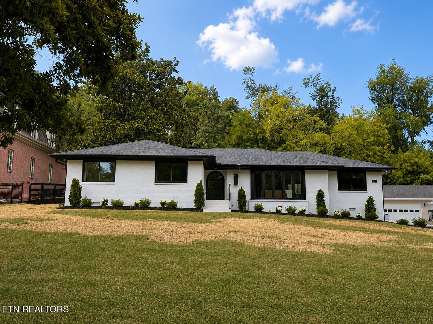 1233 Cherokee Boulevard Knoxville TN 37919
