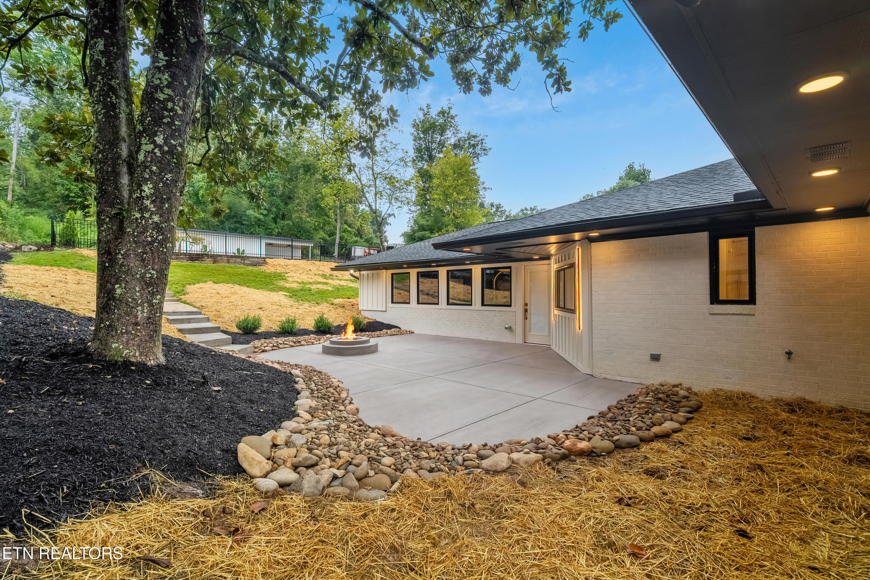 1233 Cherokee Boulevard Knoxville TN 37919