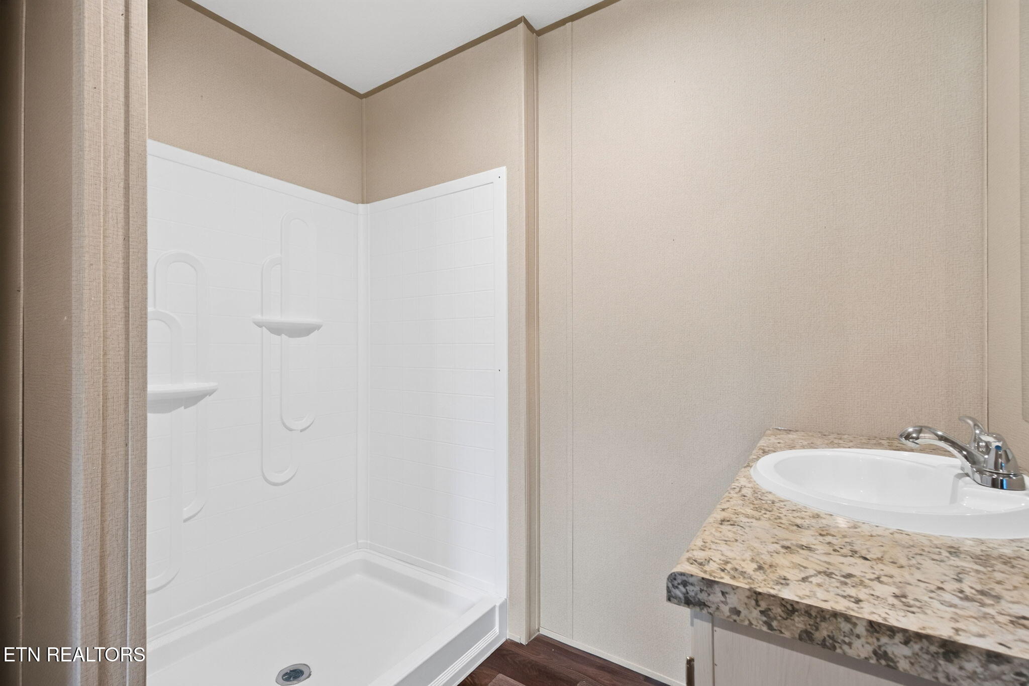198 C Ray Ward Street Doyle TN 38559