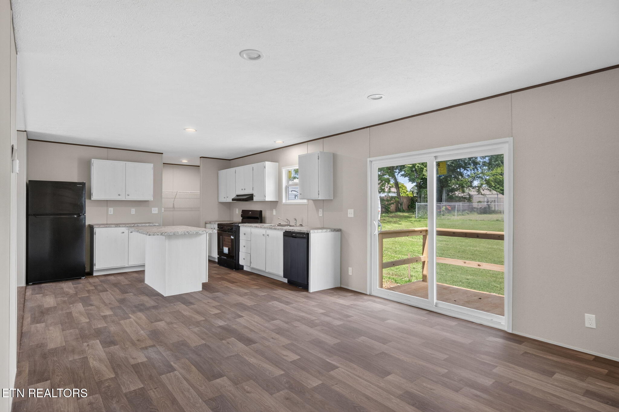 198 C Ray Ward Street Doyle TN 38559