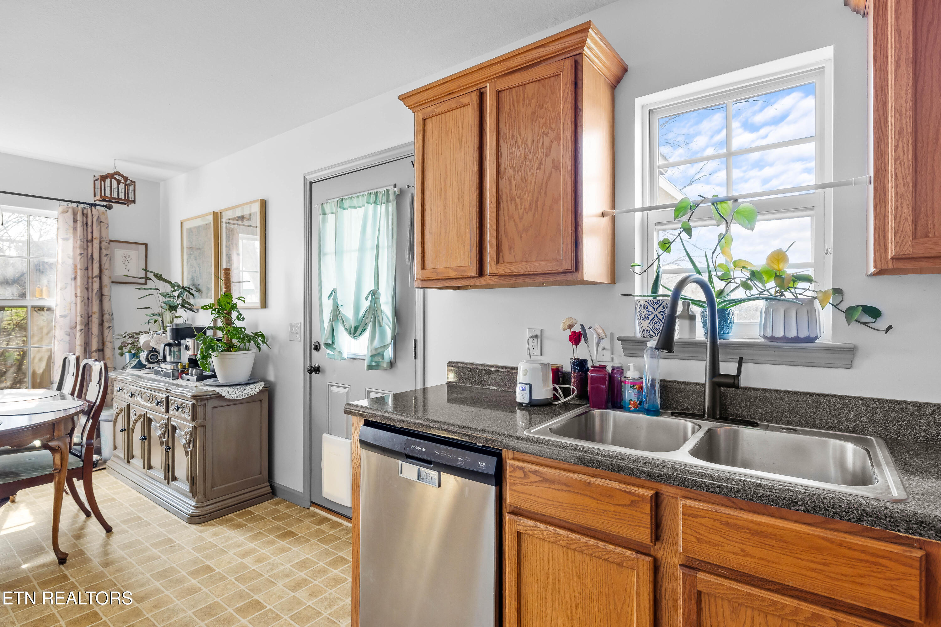 1115 Fielding Drive Maryville TN 37804