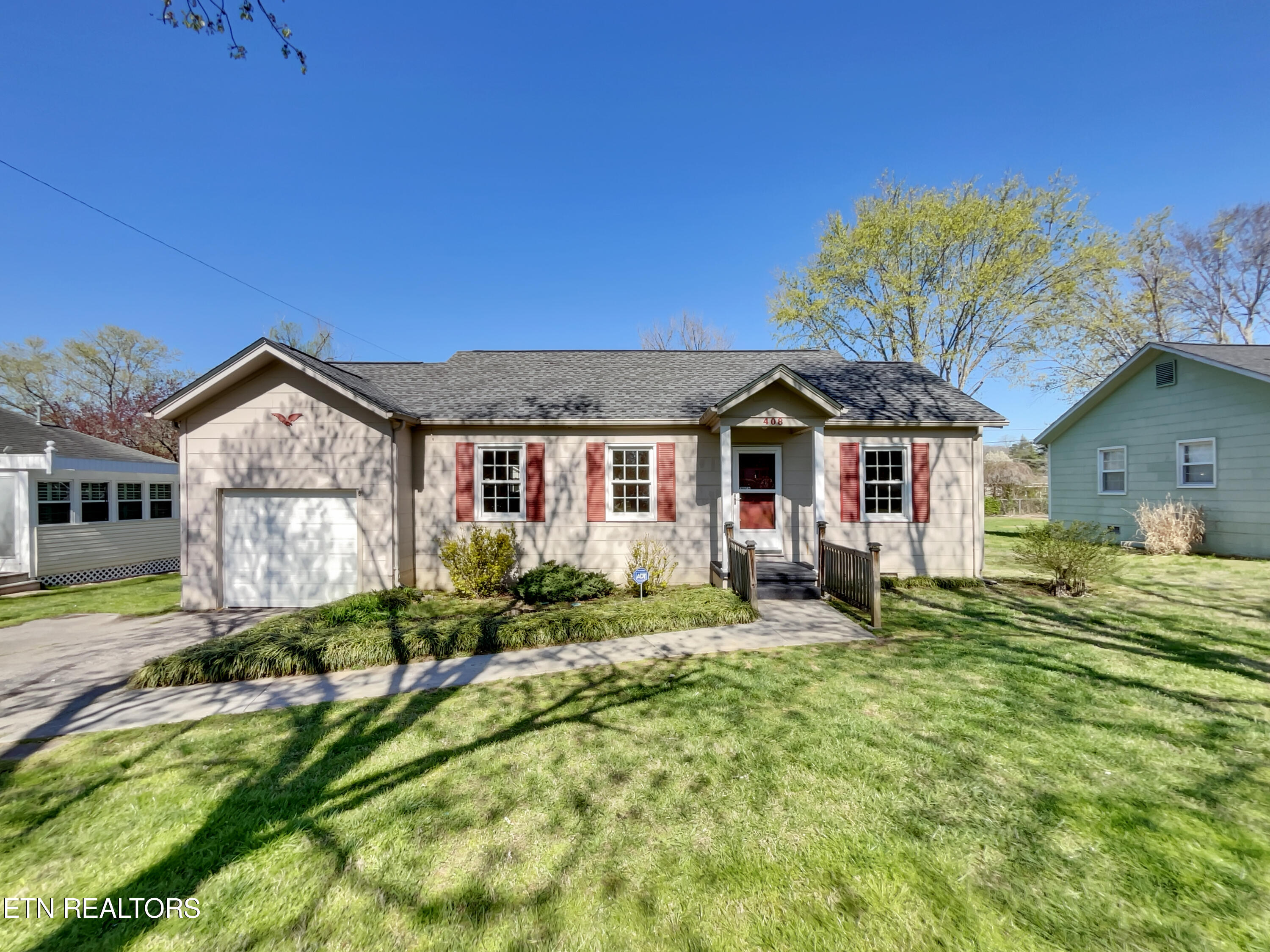 408 Alabama Avenue Clinton TN 37716