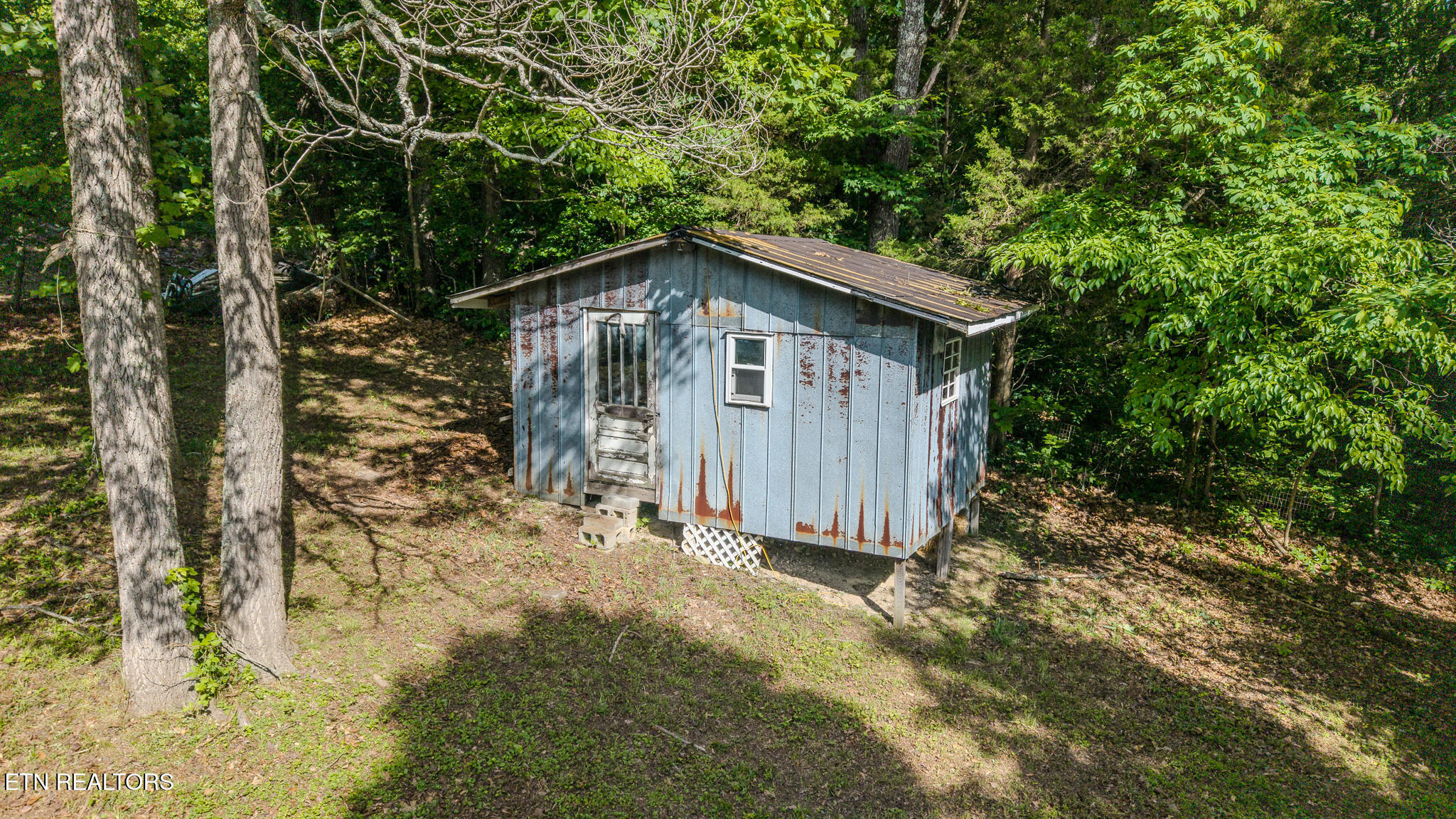 130 Day Circle Tazewell TN 37879