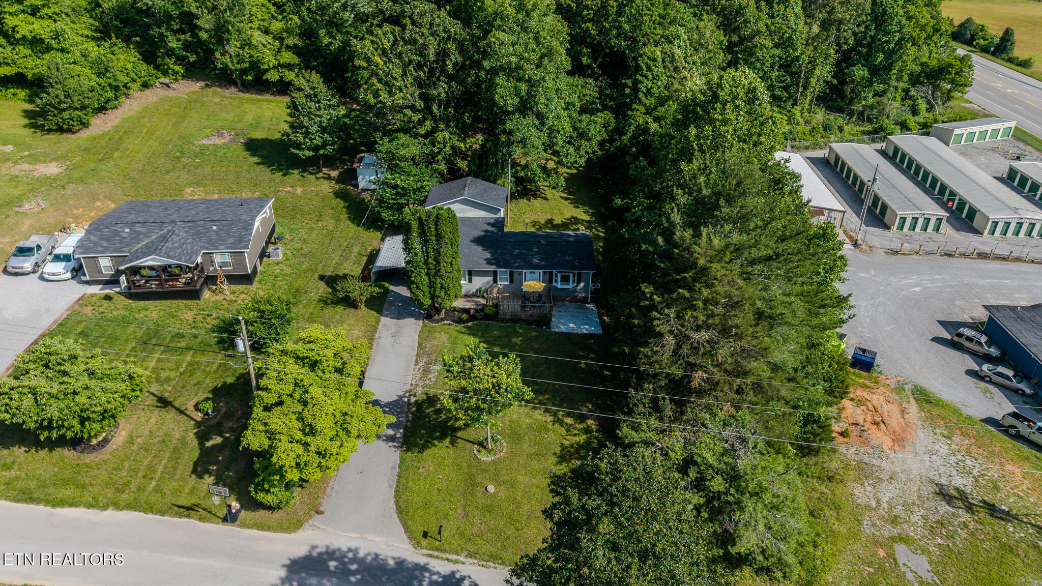 130 Day Circle Tazewell TN 37879