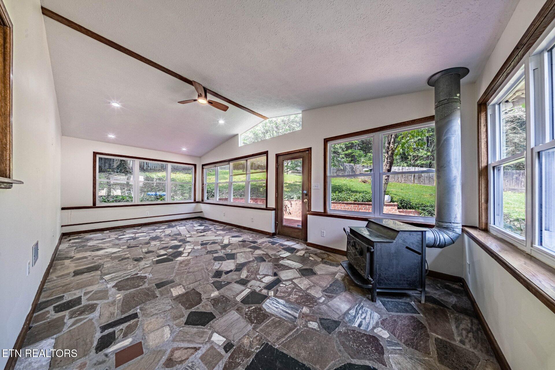 3021 Wenwood Drive Knoxville TN 37921