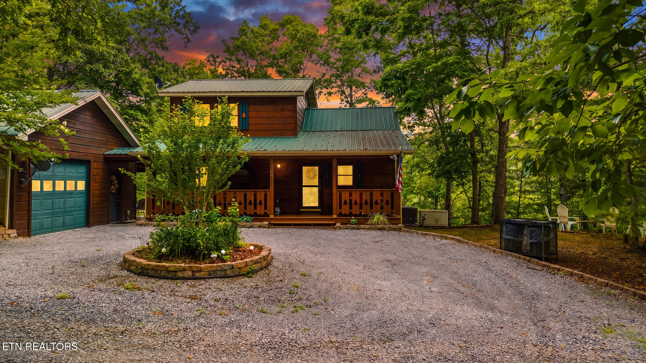 2015 Ridgecrest Loop Way Sevierville TN 37876