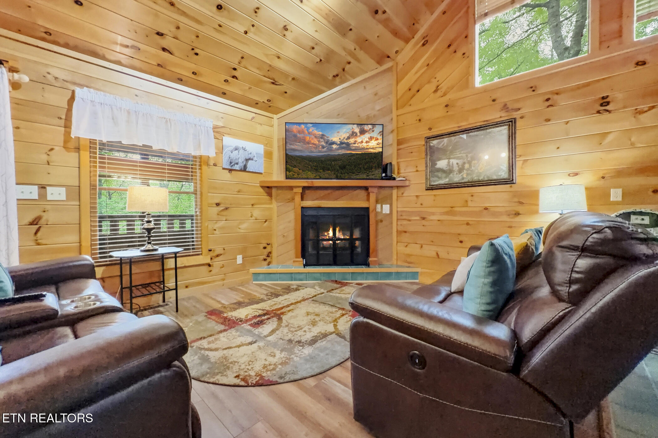 2015 Ridgecrest Loop Way Sevierville TN 37876