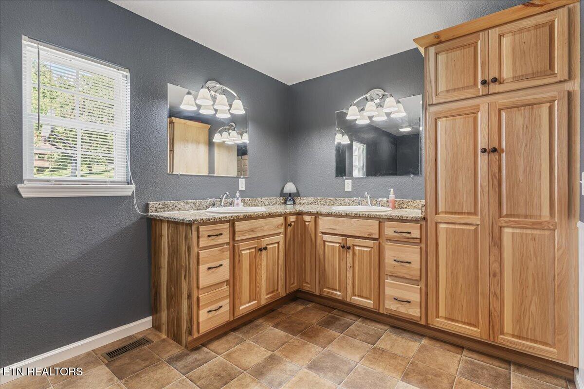 251 County Road 67 Riceville TN 37370