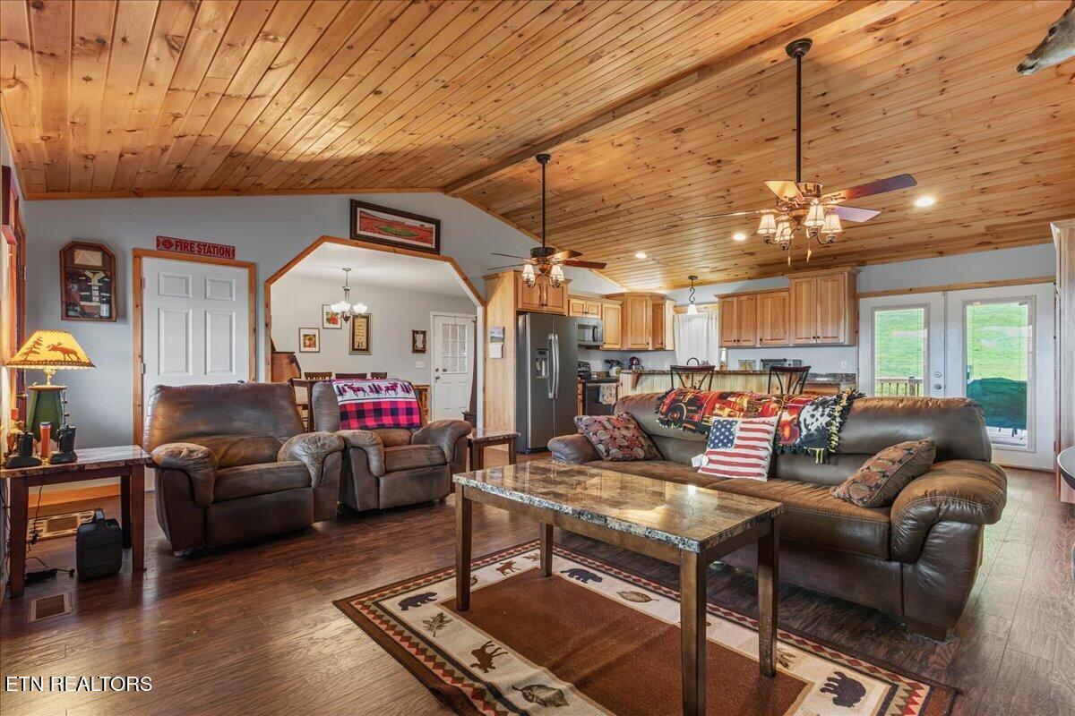 251 County Road 67 Riceville TN 37370