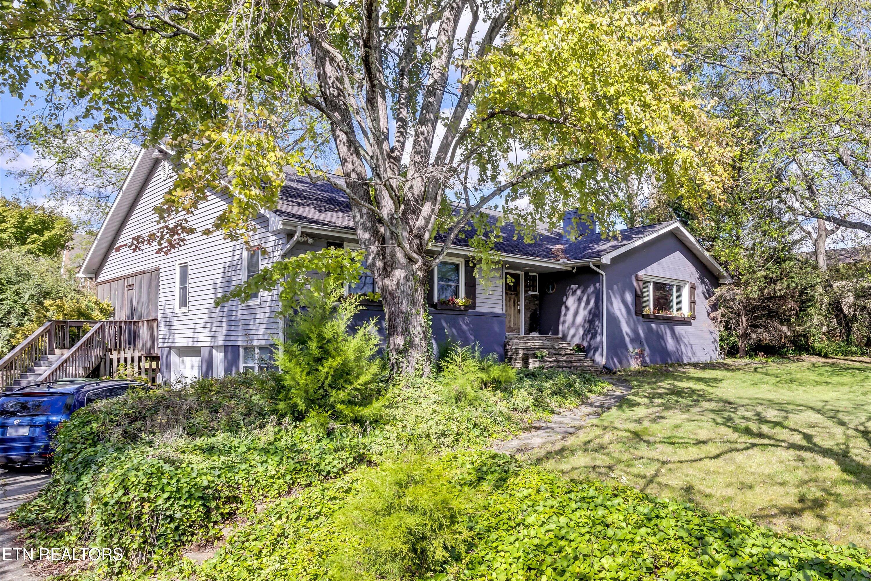 1205 Redwood Avenue Maryville TN 37803