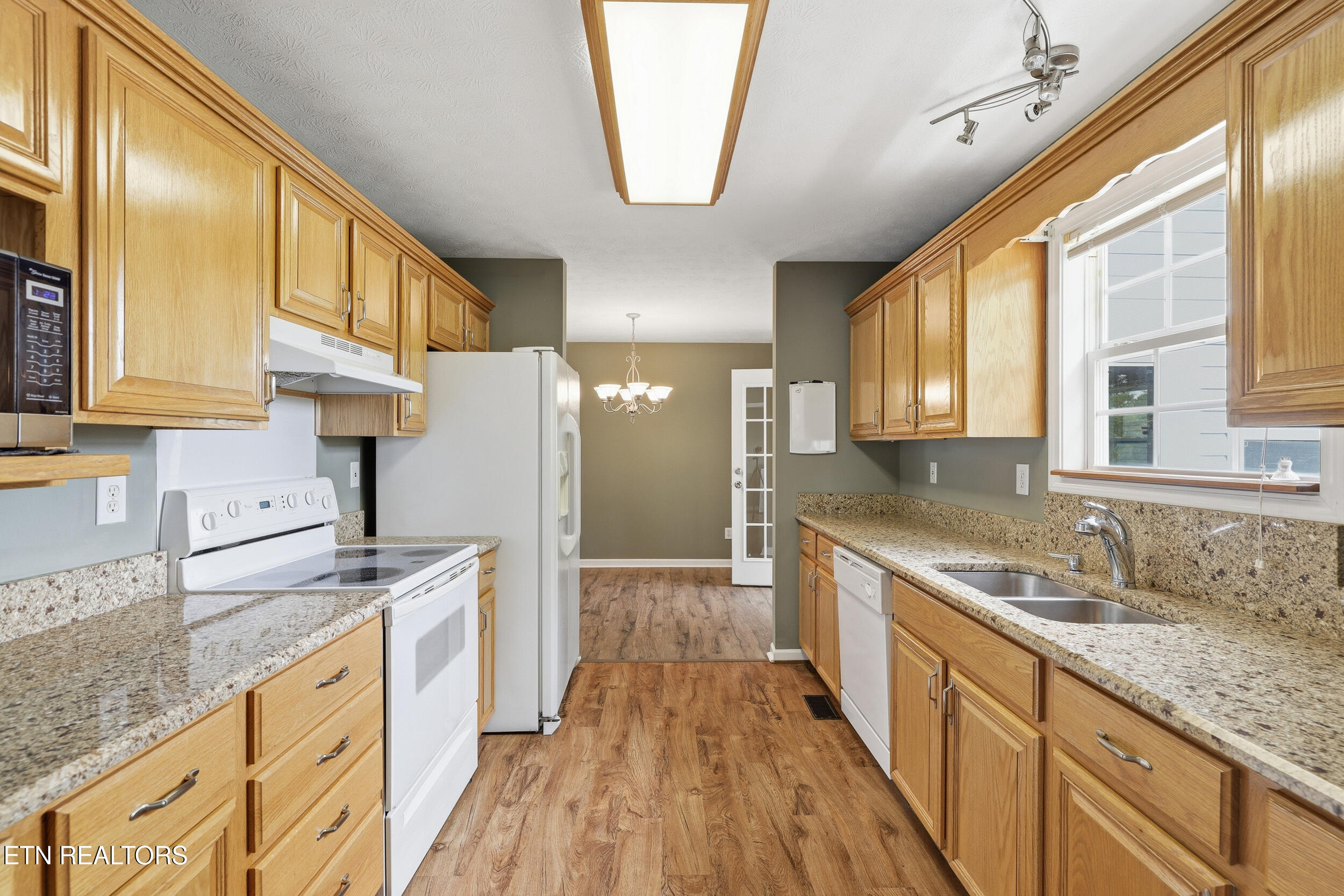 7544 Silveredge Road Knoxville TN 37918