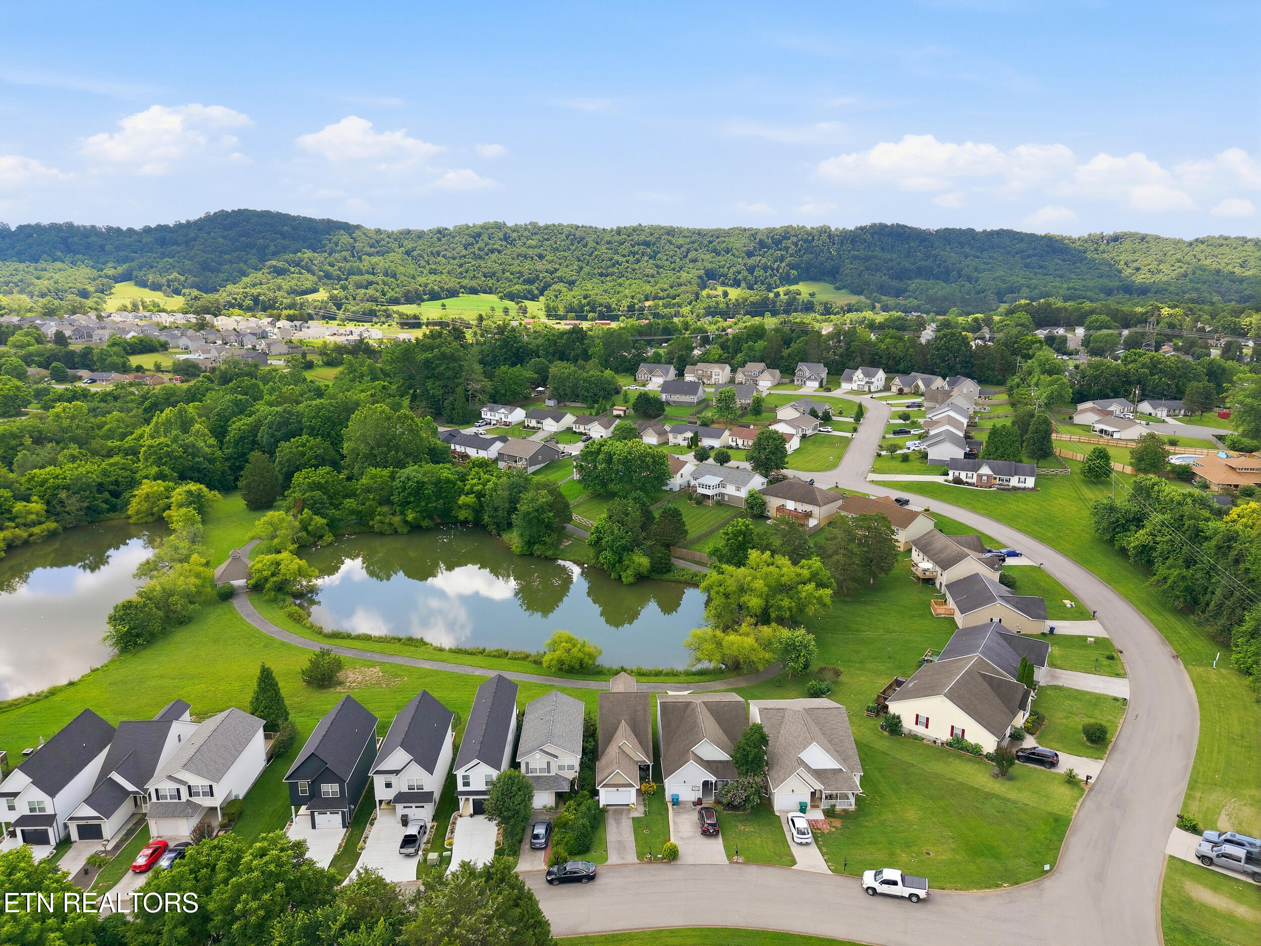 7544 Silveredge Road Knoxville TN 37918