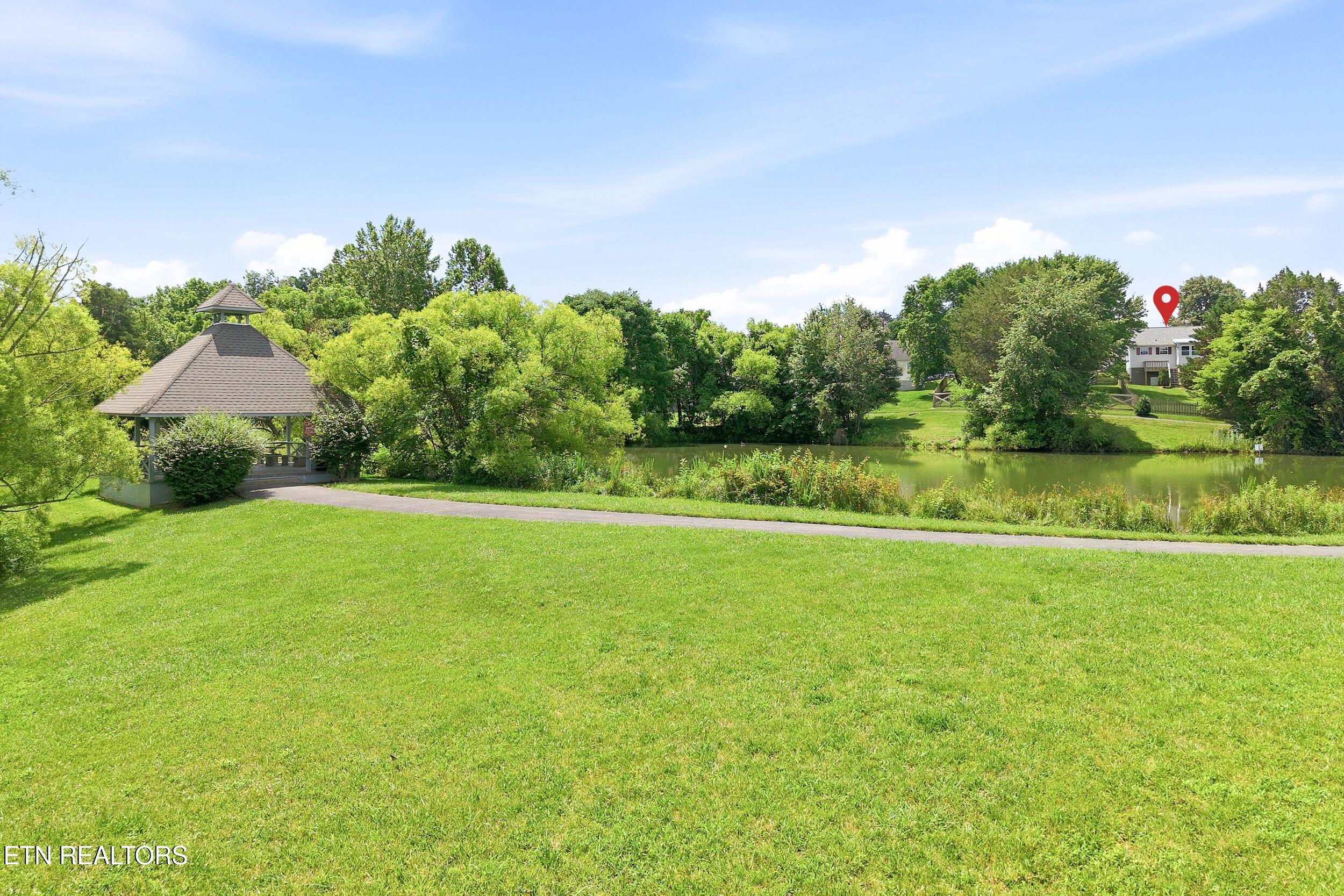 7544 Silveredge Road Knoxville TN 37918