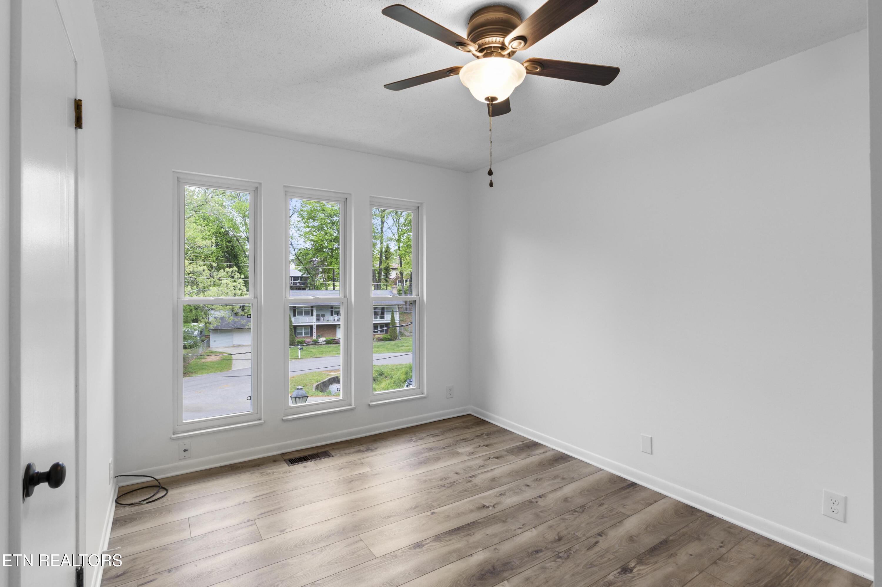 8907 Farne Island Boulevard Knoxville TN 37923