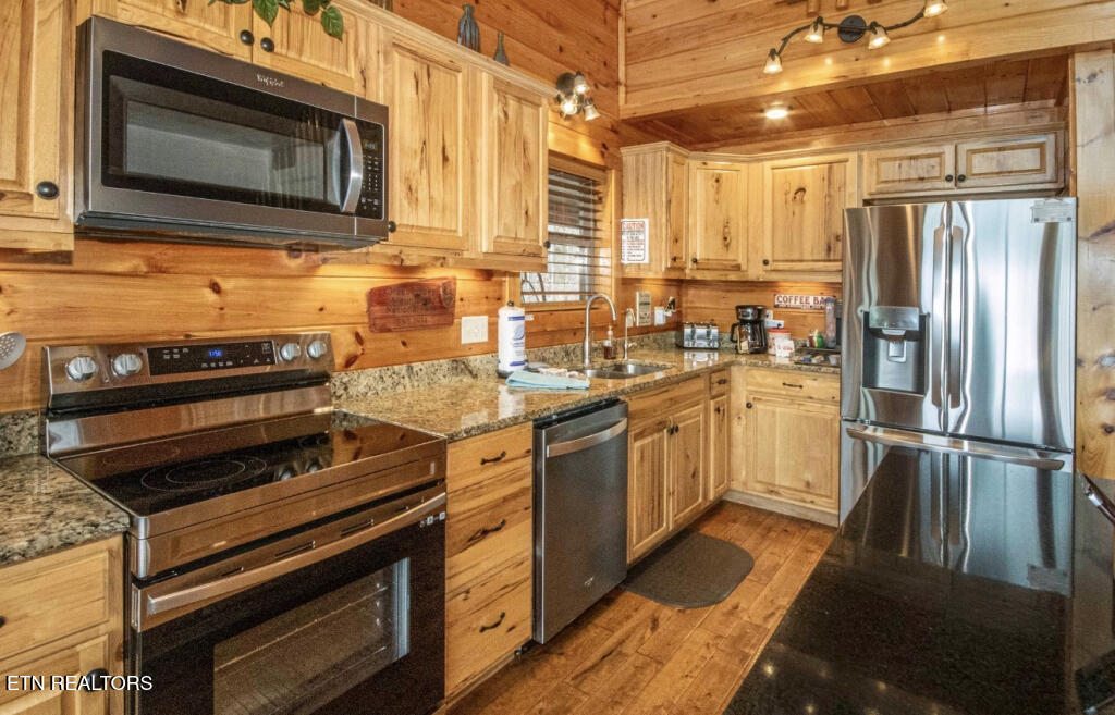 1607 Ridgecrest Drive Sevierville TN 37876