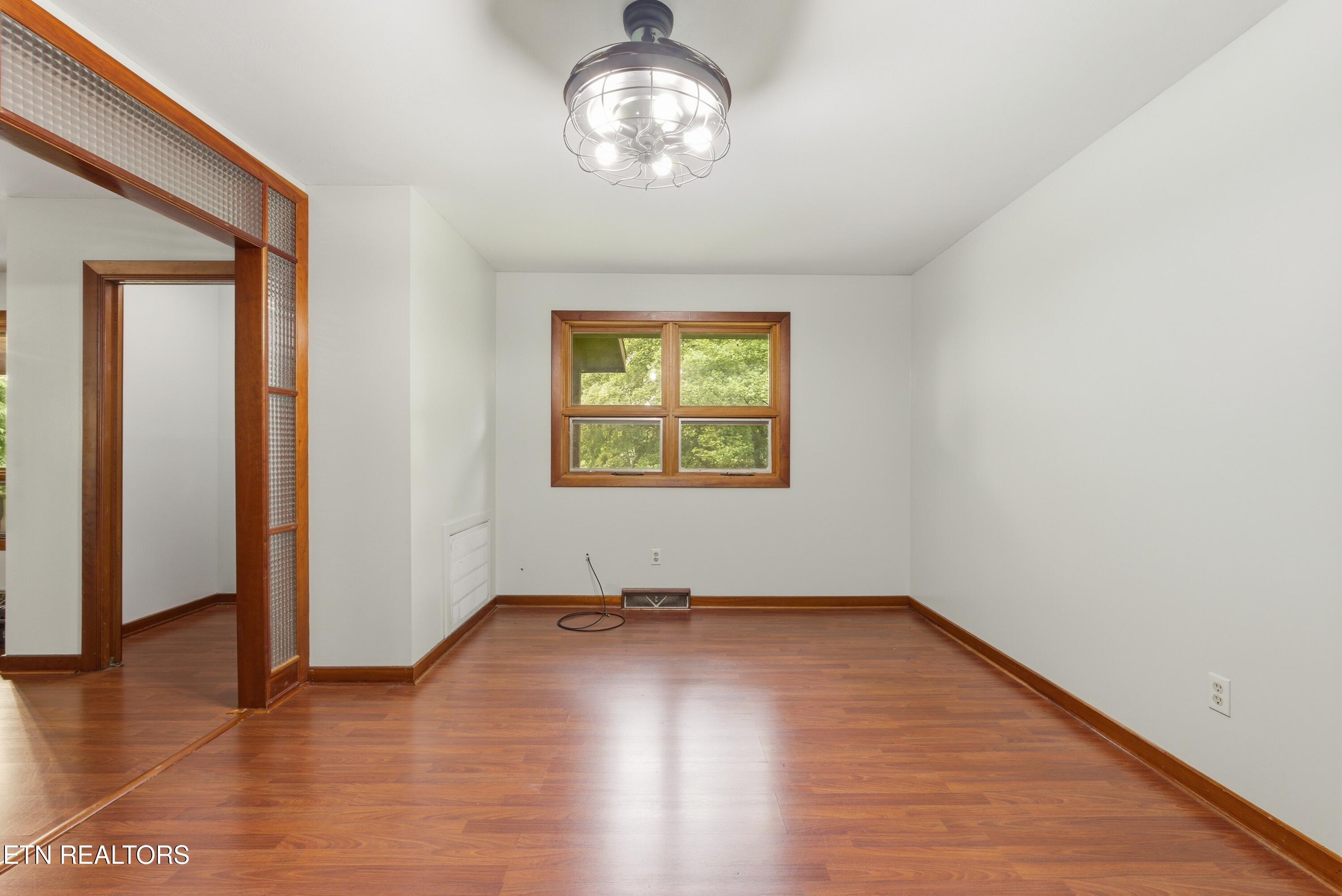 325 Vernal Drive Harriman TN 37748