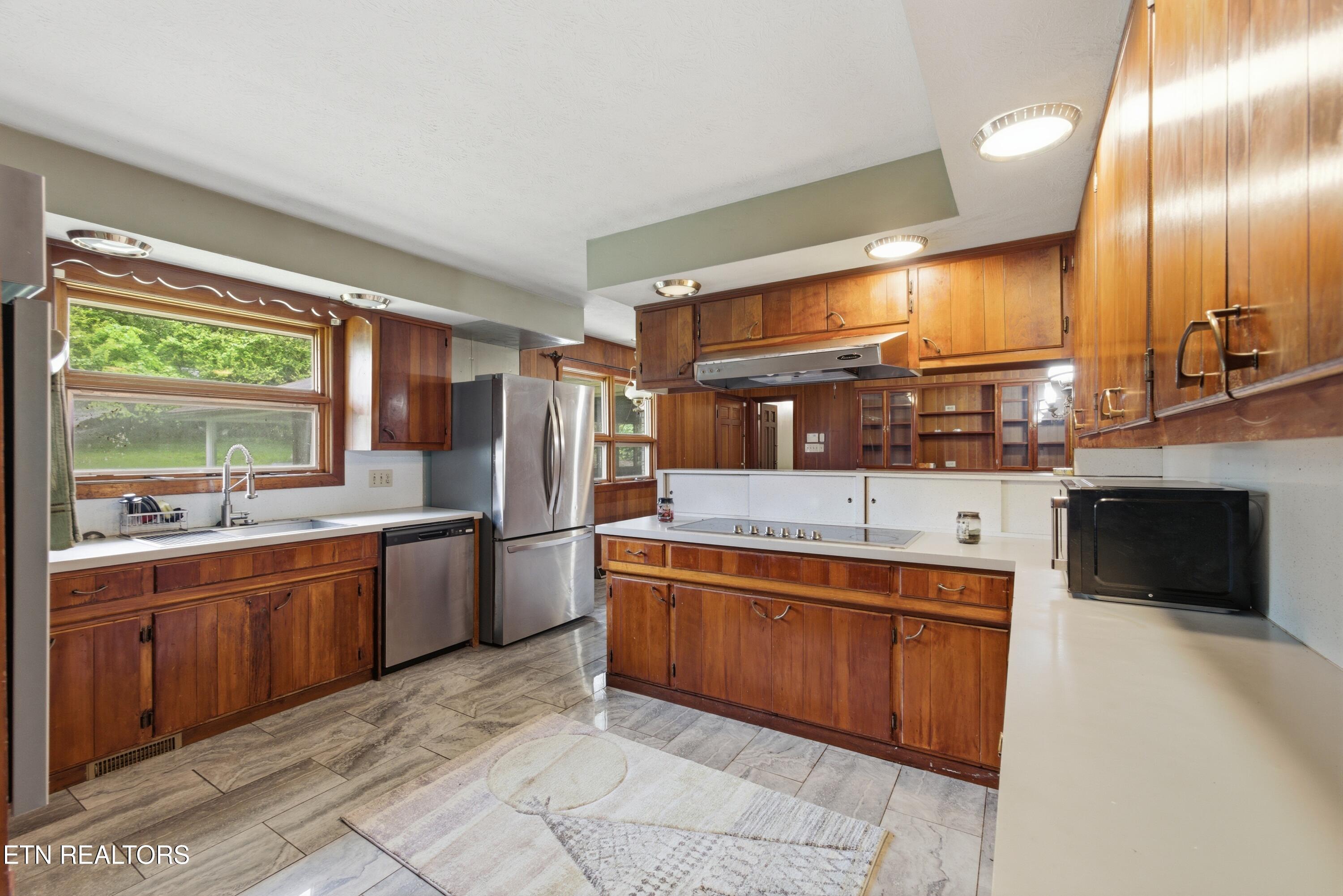325 Vernal Drive Harriman TN 37748
