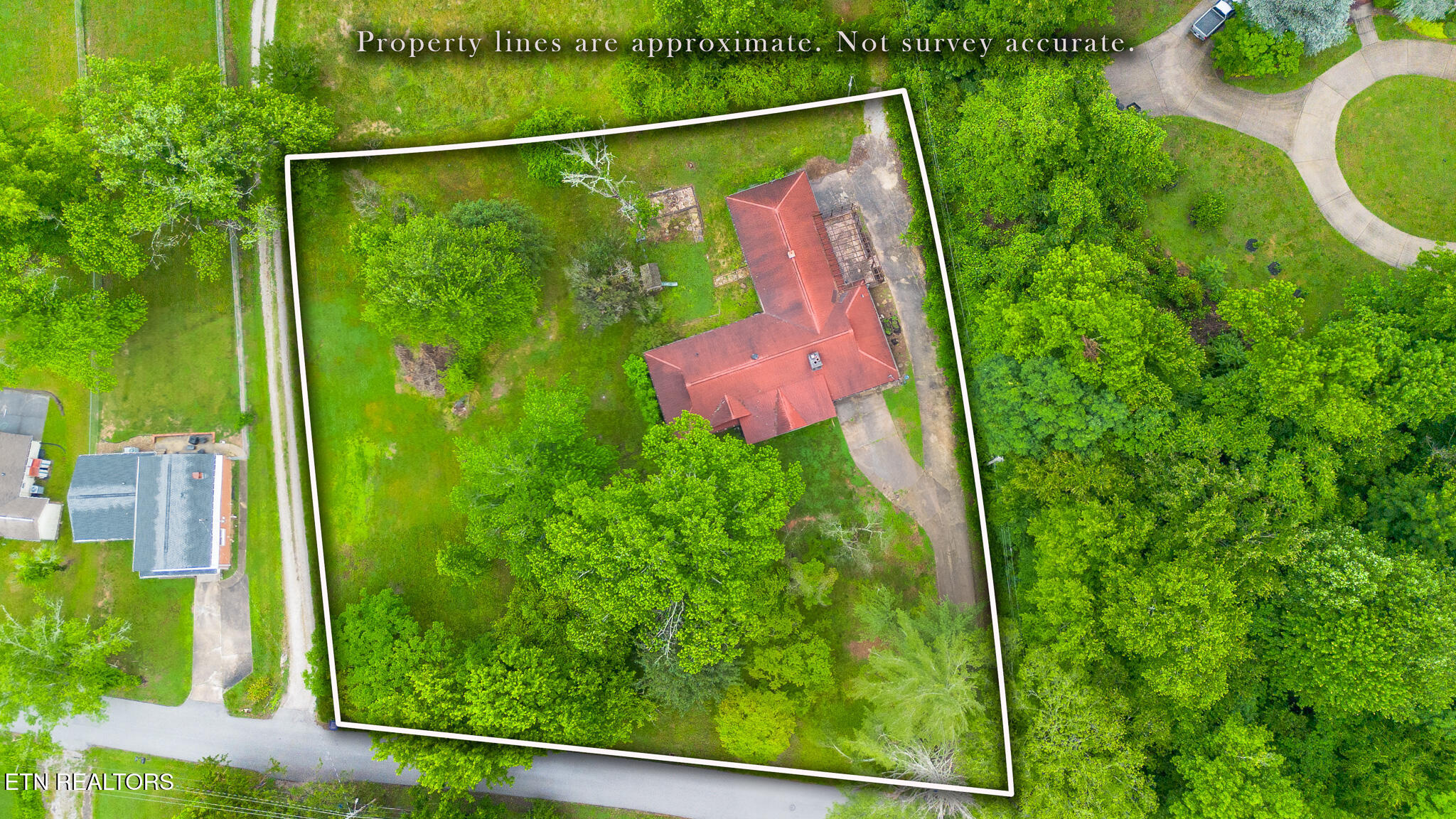 325 Vernal Drive Harriman TN 37748