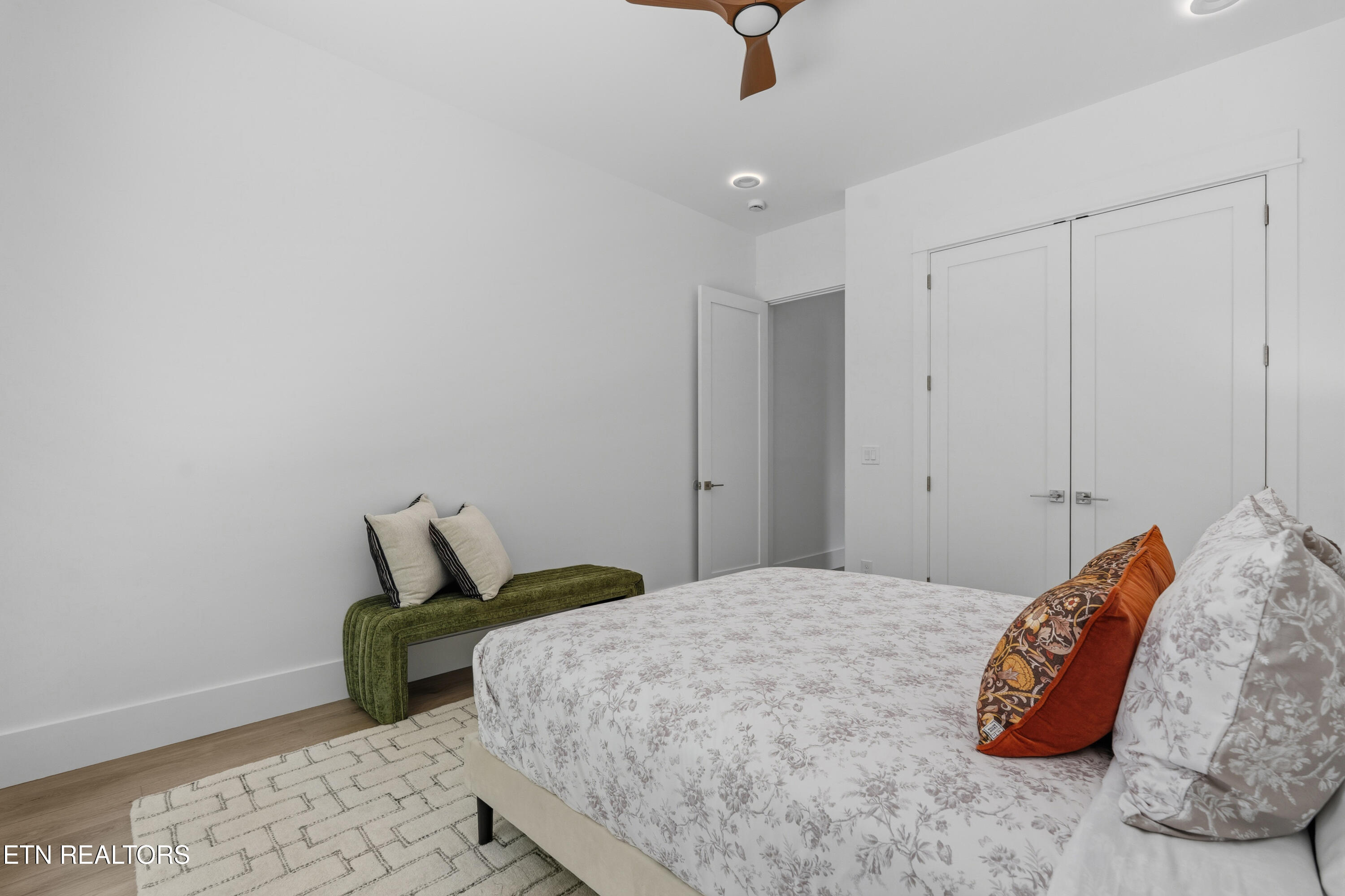176 Saligugi Way Loudon TN 37774