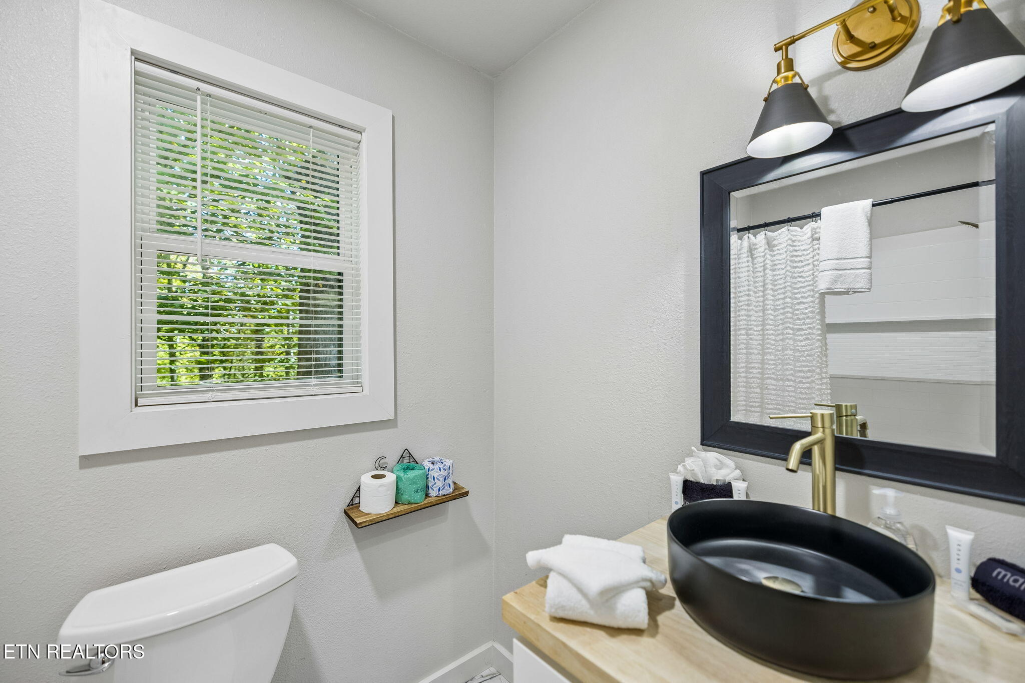 2760 Hawks View Trail Pigeon Forge TN 37876