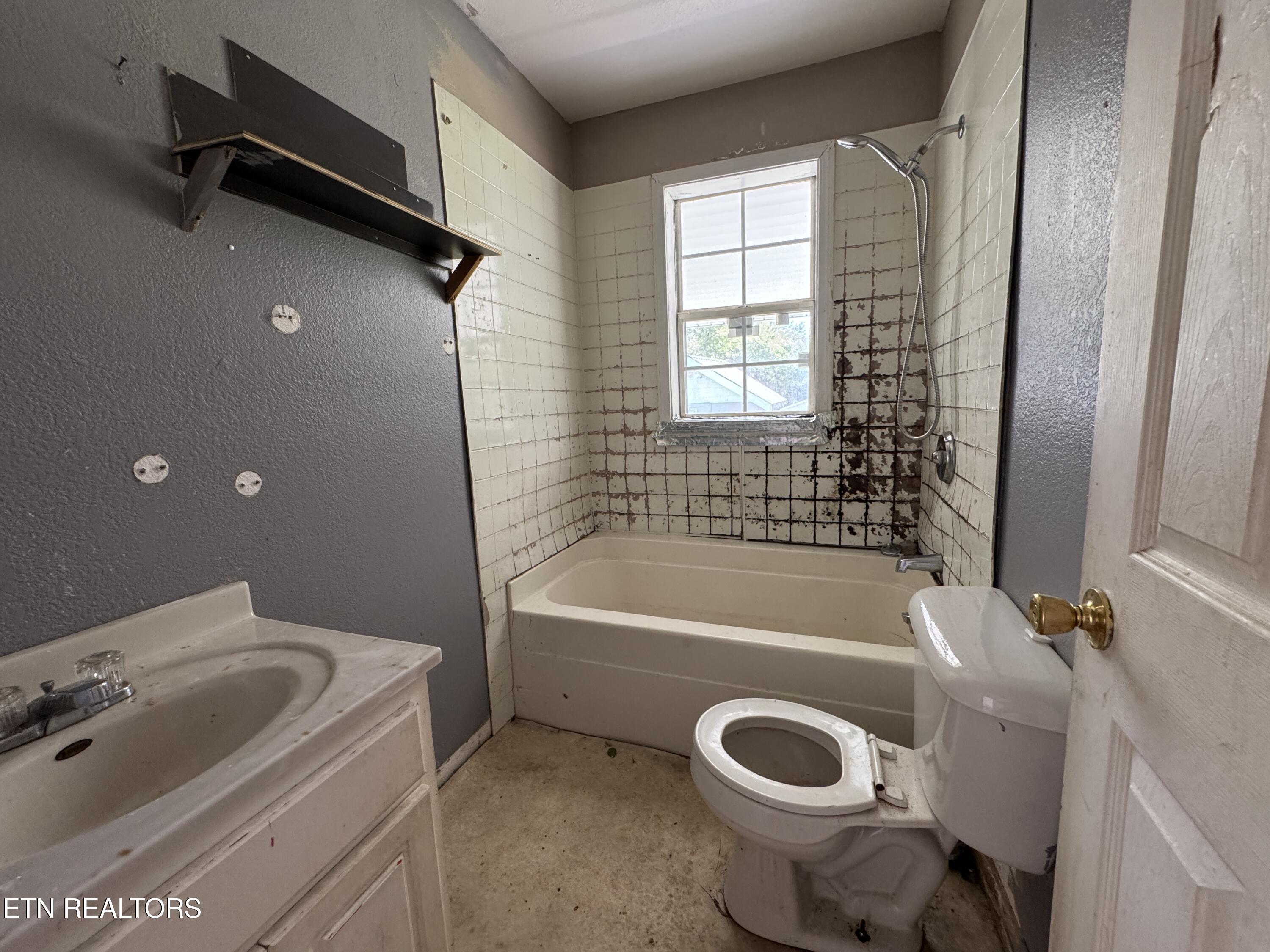 1028 Frank Campbell Road Jamestown TN 38556