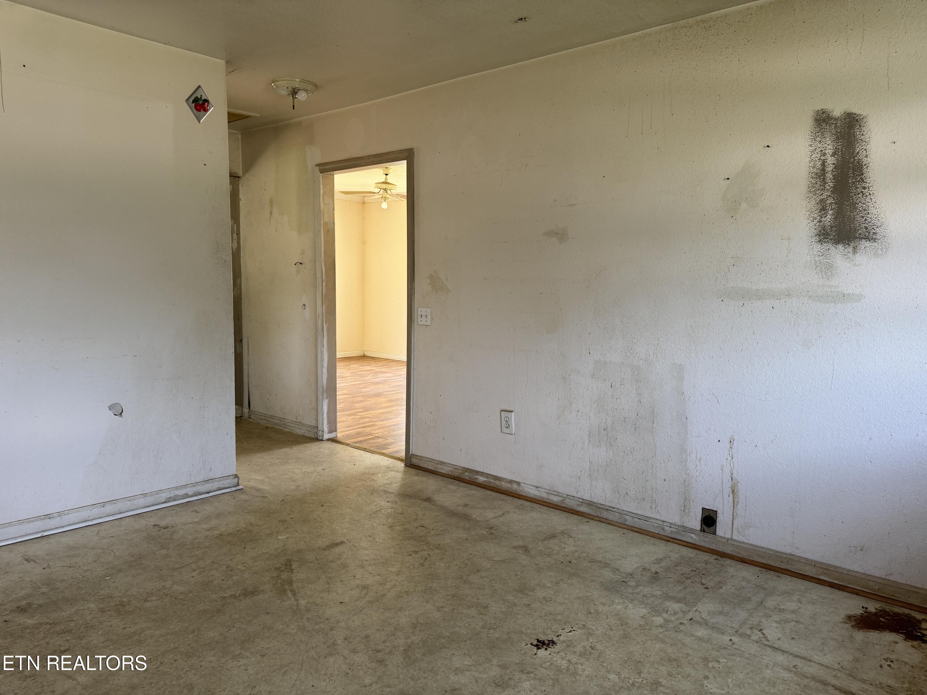 1028 Frank Campbell Road Jamestown TN 38556