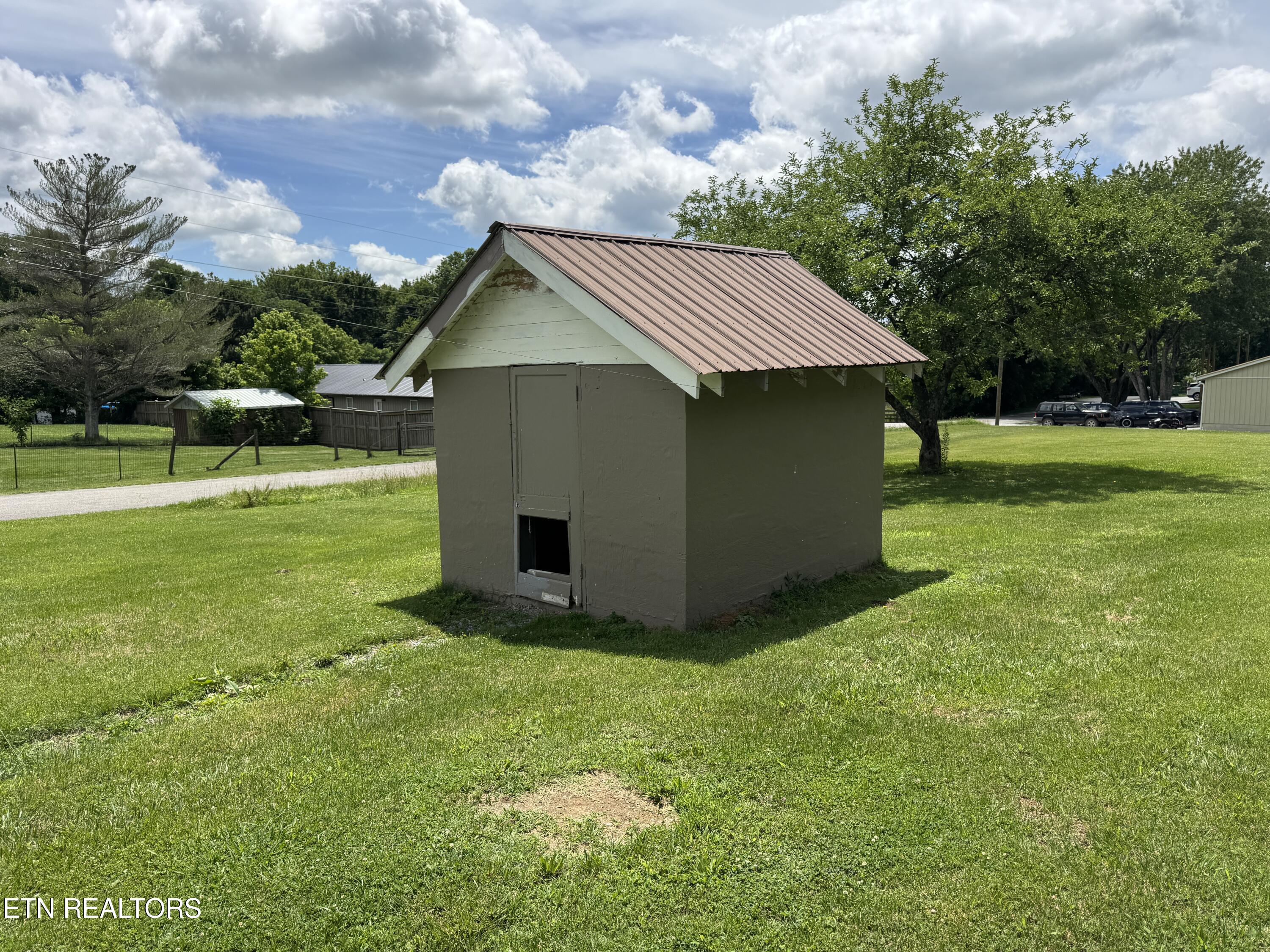1028 Frank Campbell Road Jamestown TN 38556