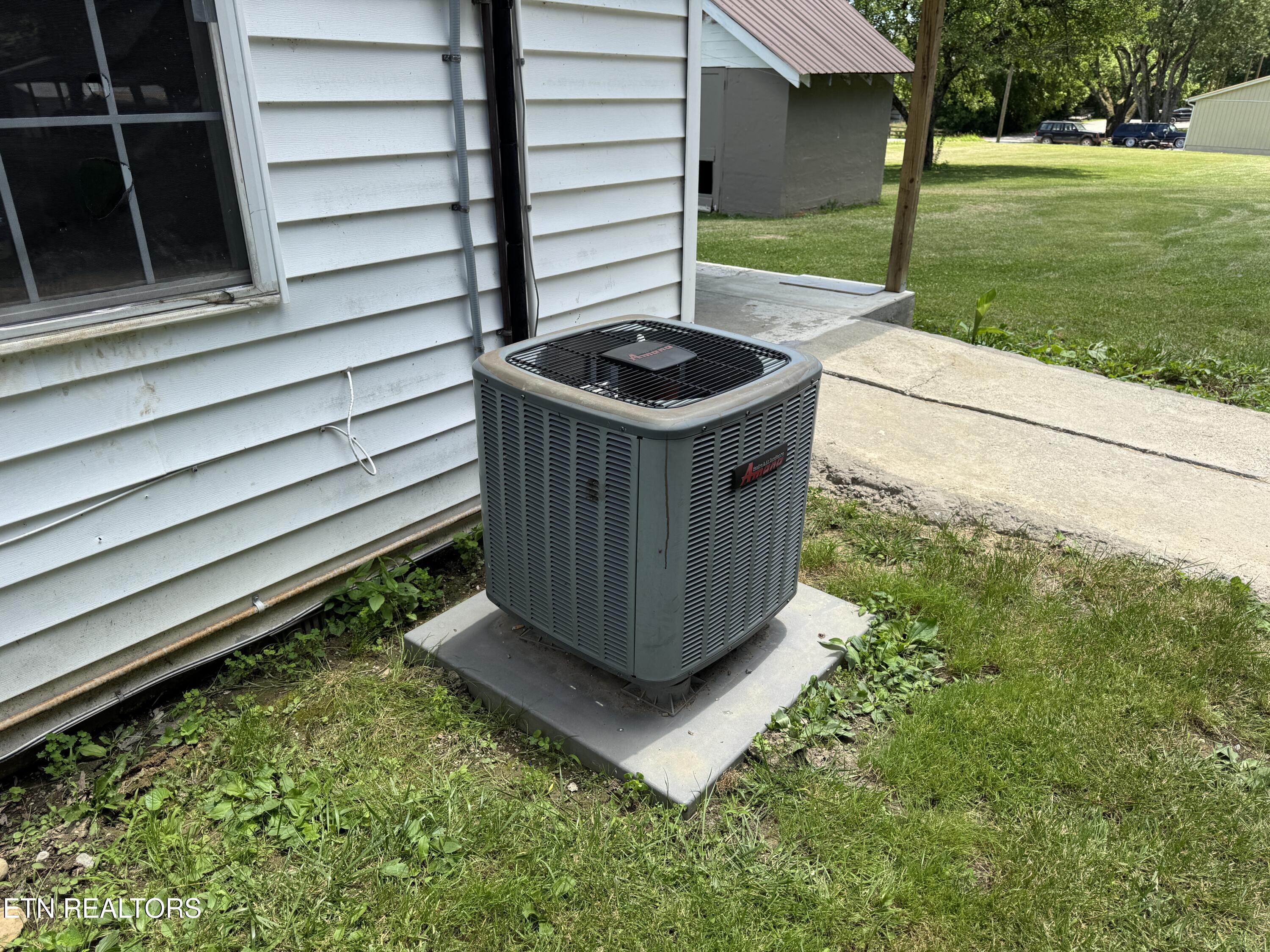 1028 Frank Campbell Road Jamestown TN 38556
