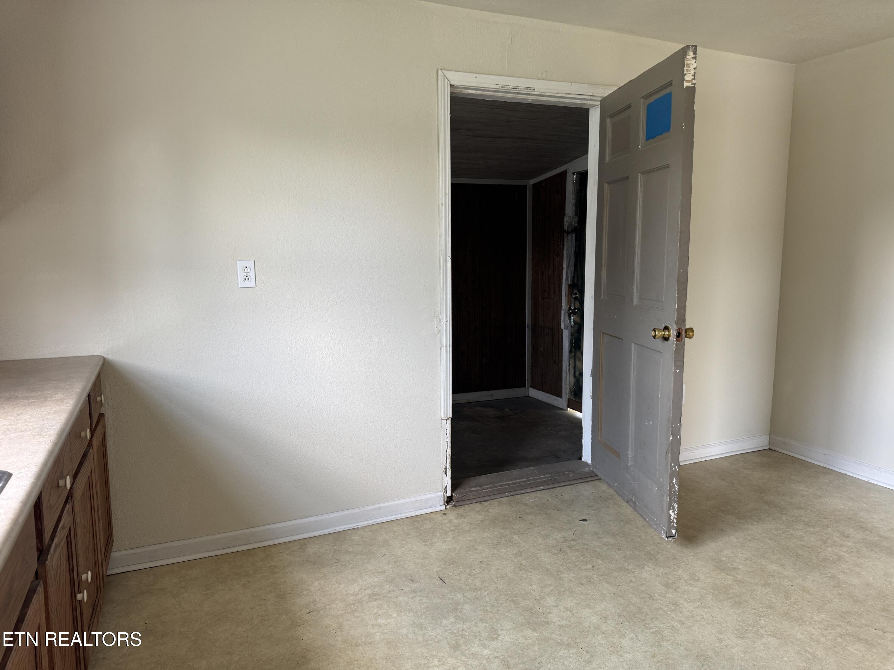 1028 Frank Campbell Road Jamestown TN 38556