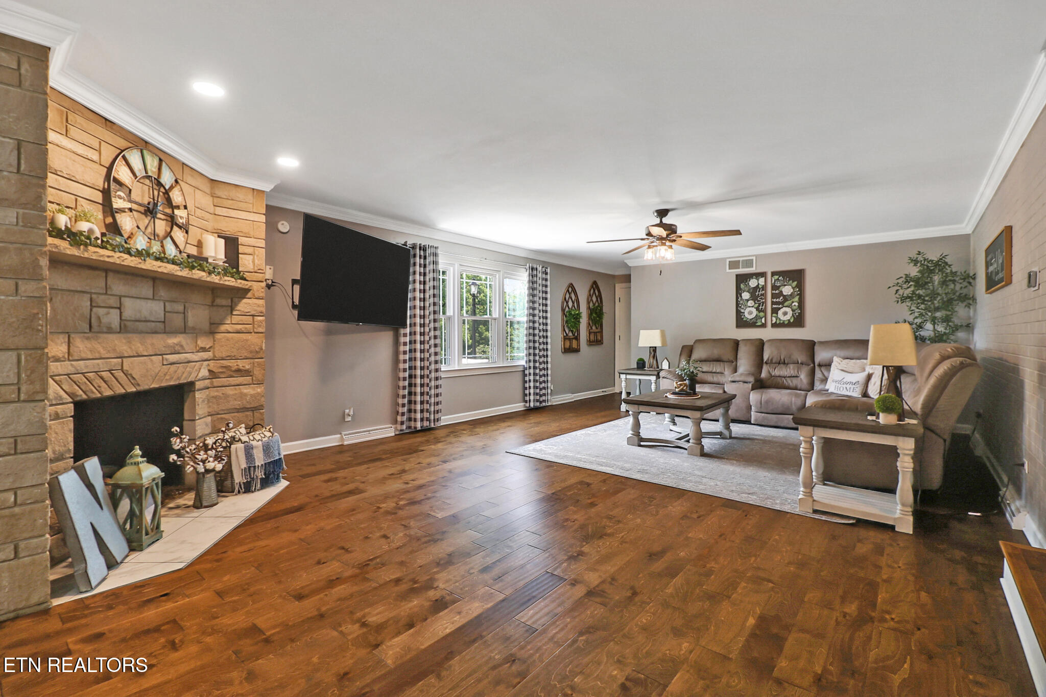 335 Woodland Street Livingston TN 38570