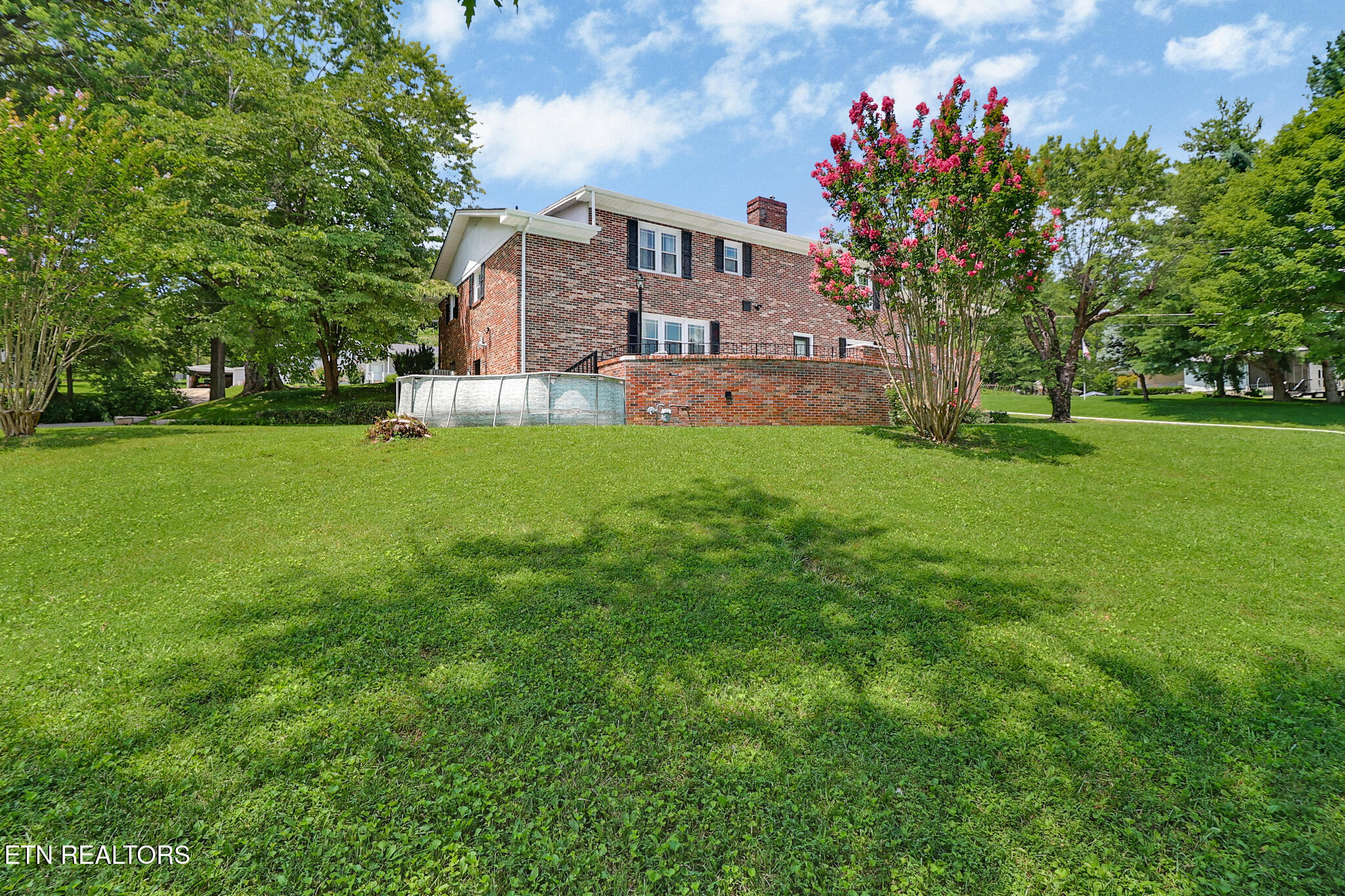 335 Woodland Street Livingston TN 38570