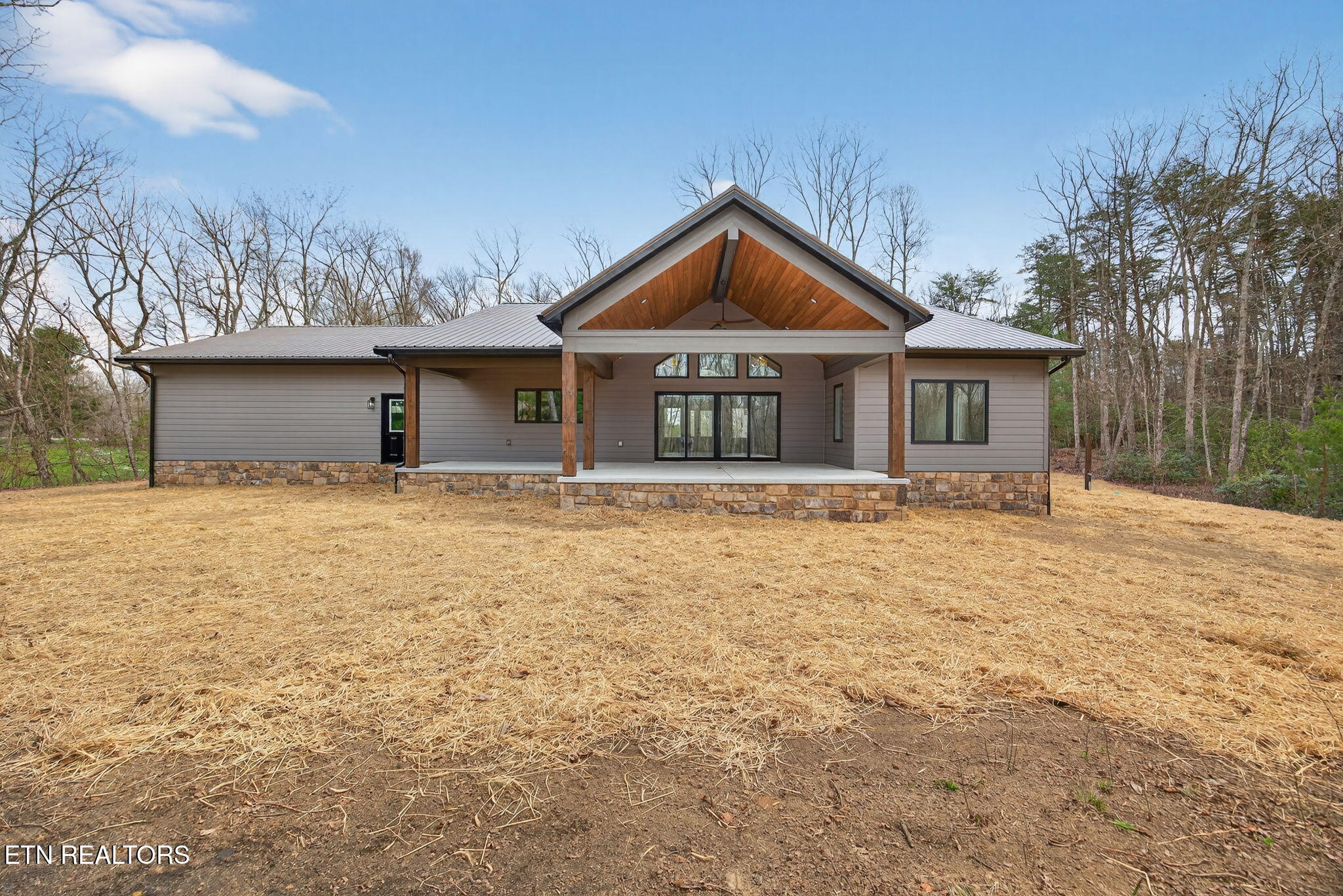 12 Pine Place Monterey TN 38574