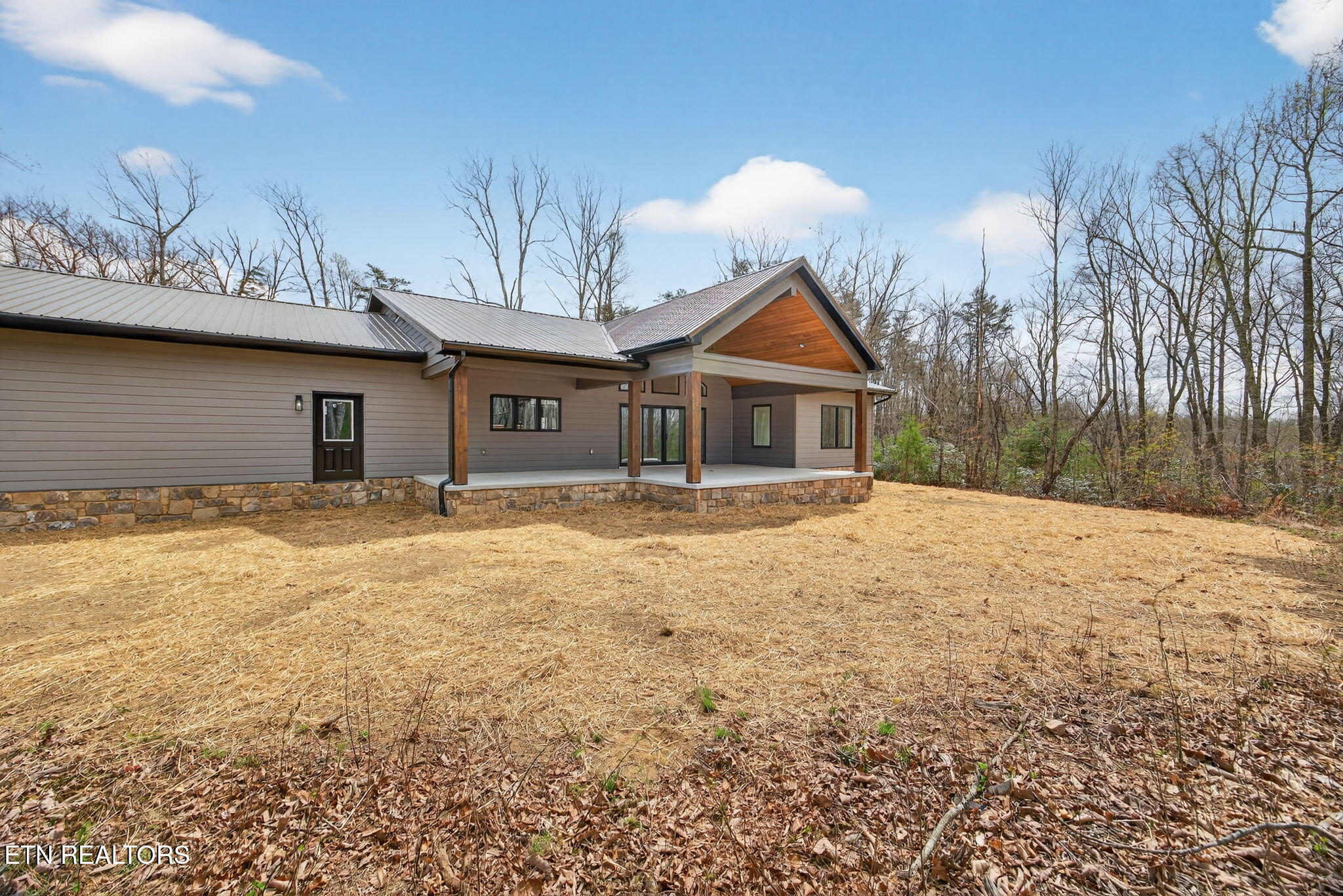 12 Pine Place Monterey TN 38574