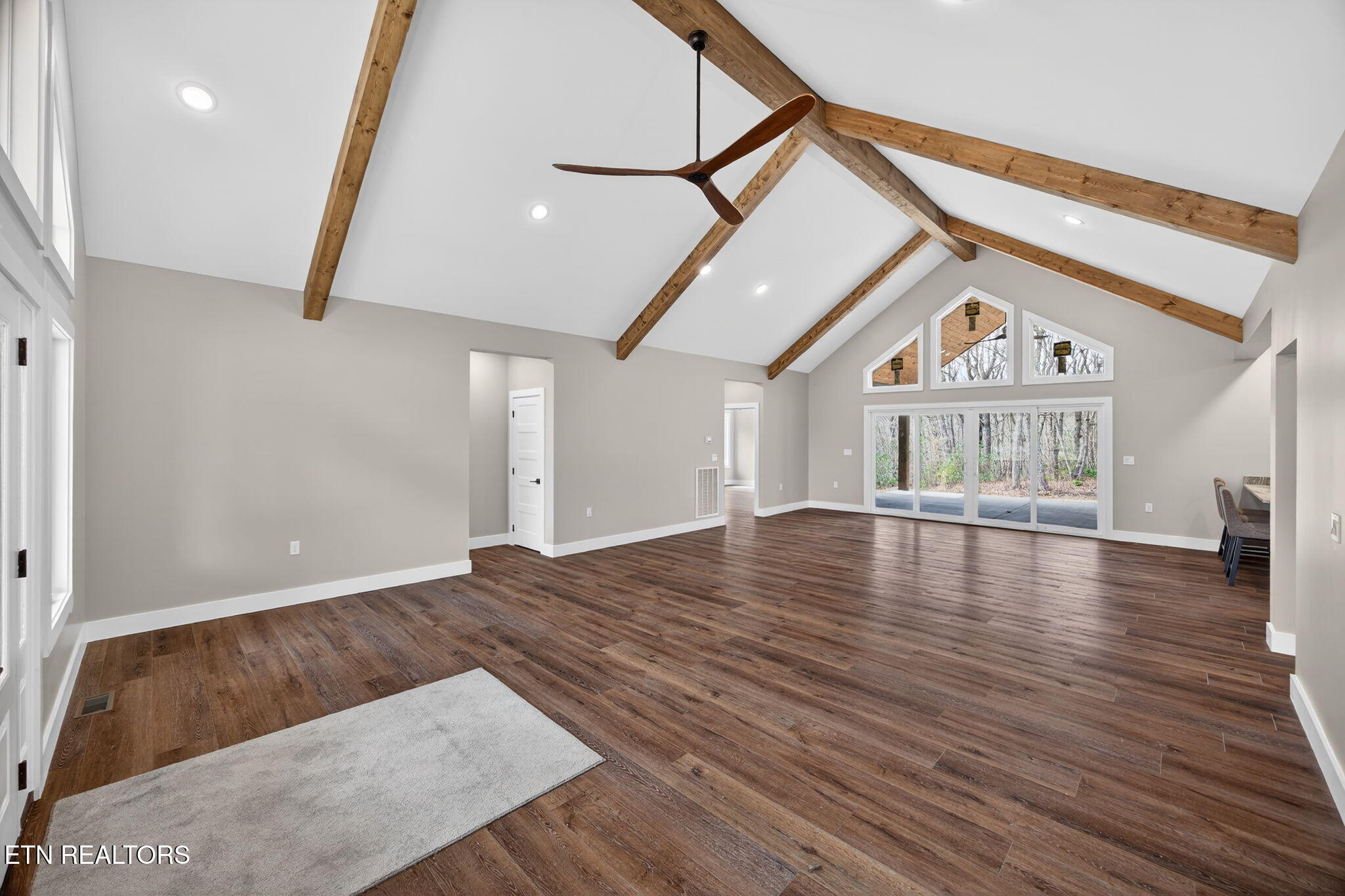 12 Pine Place Monterey TN 38574