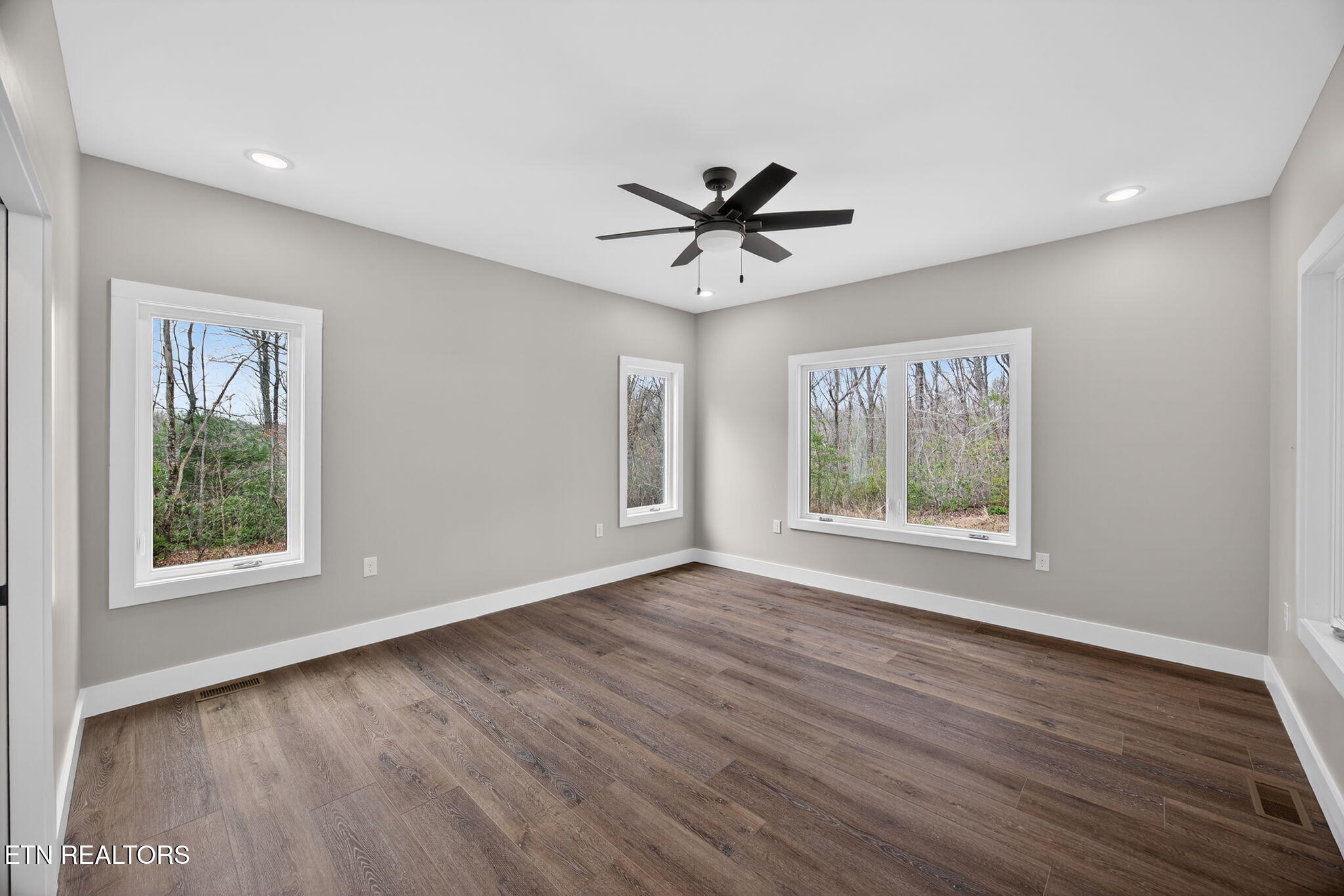 12 Pine Place Monterey TN 38574