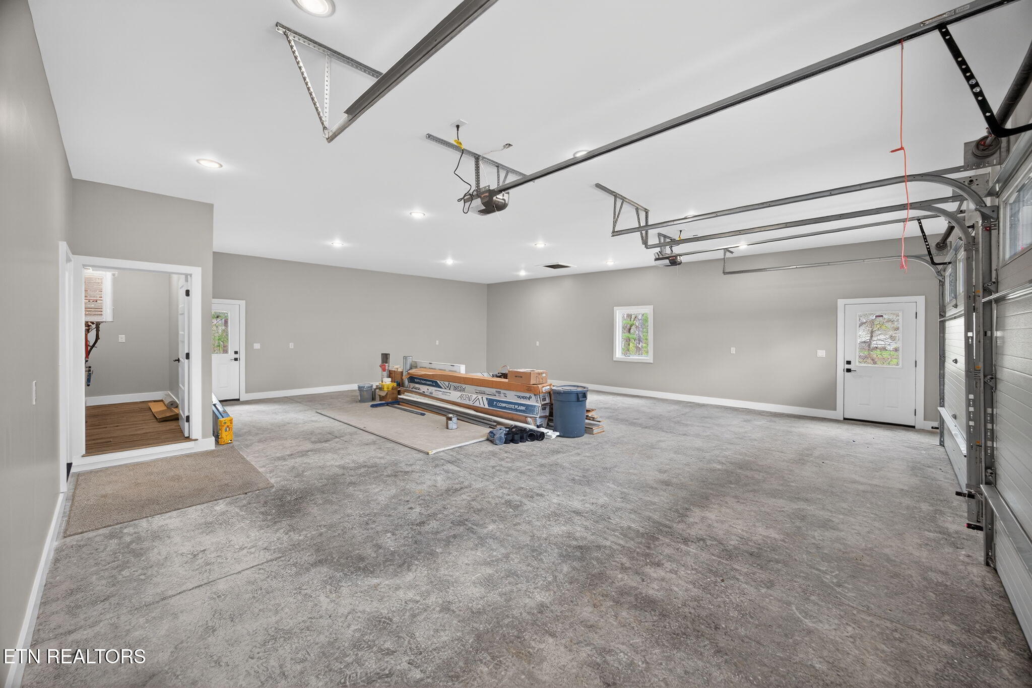 12 Pine Place Monterey TN 38574