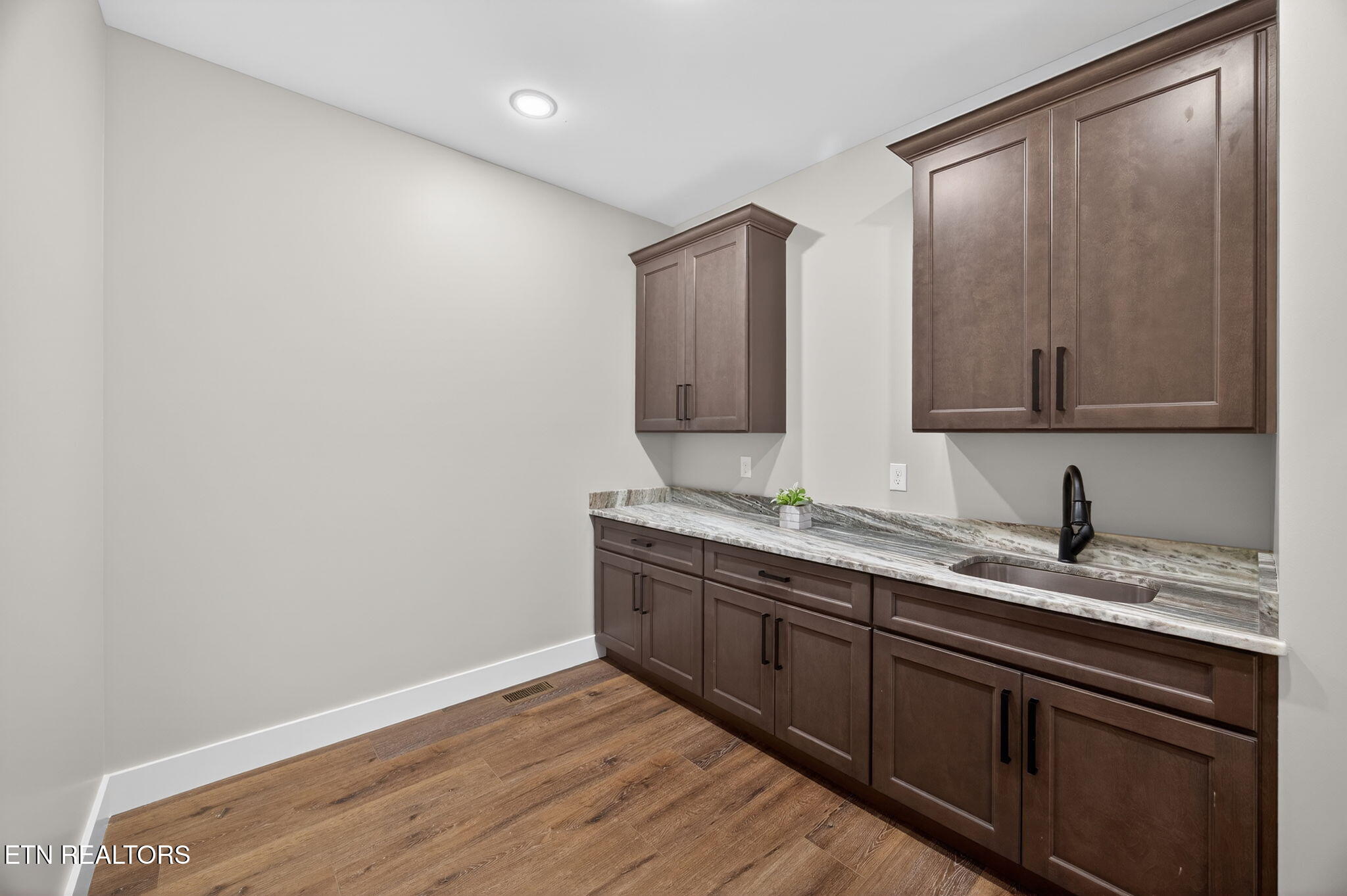 12 Pine Place Monterey TN 38574