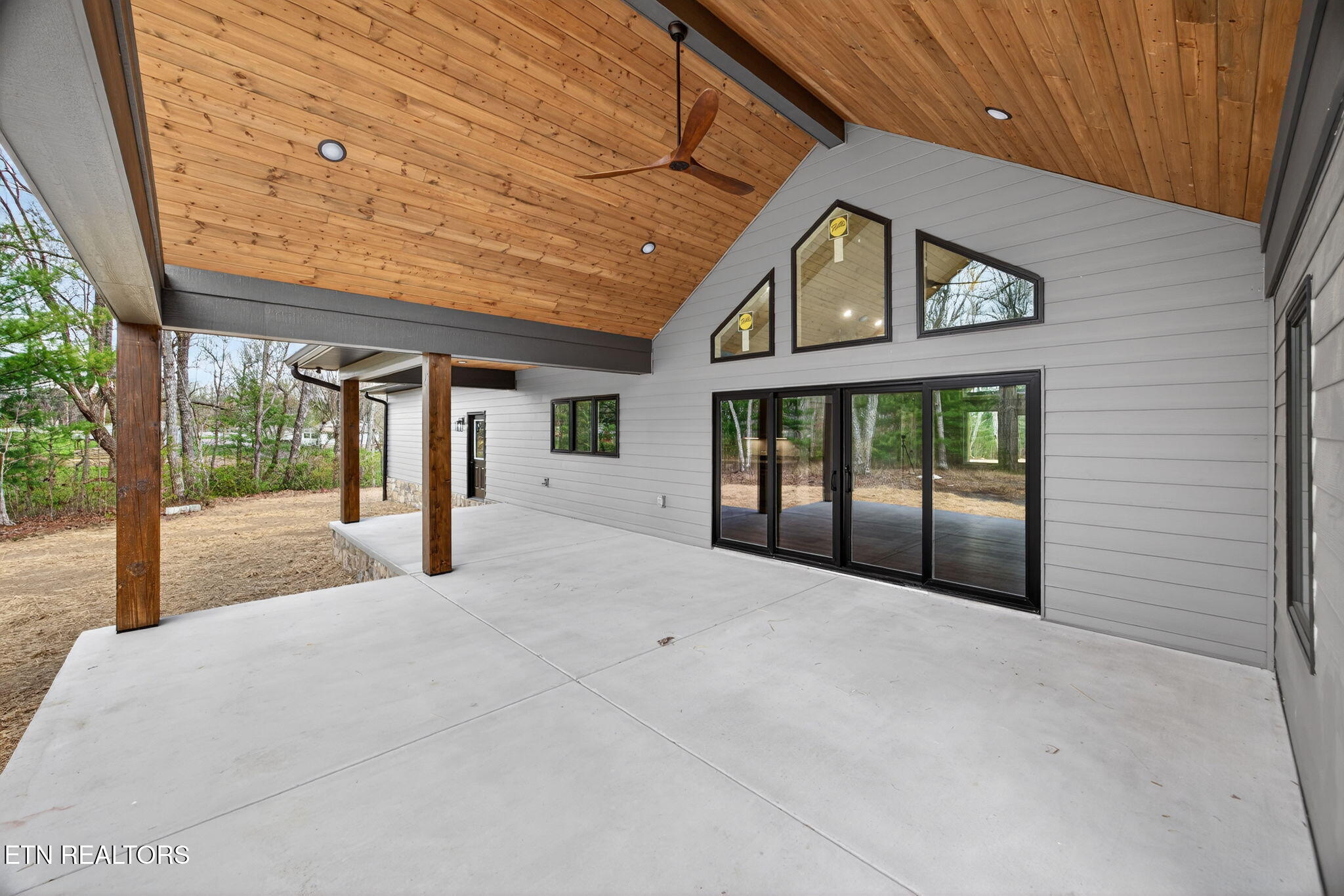 12 Pine Place Monterey TN 38574