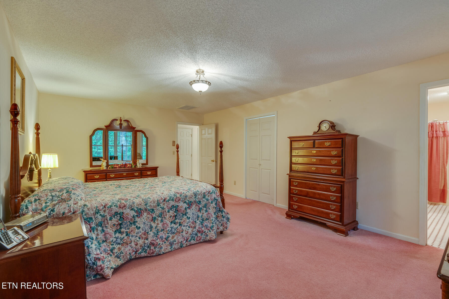 145 Zeb Grindstaff Road Elizabethton TN 37643