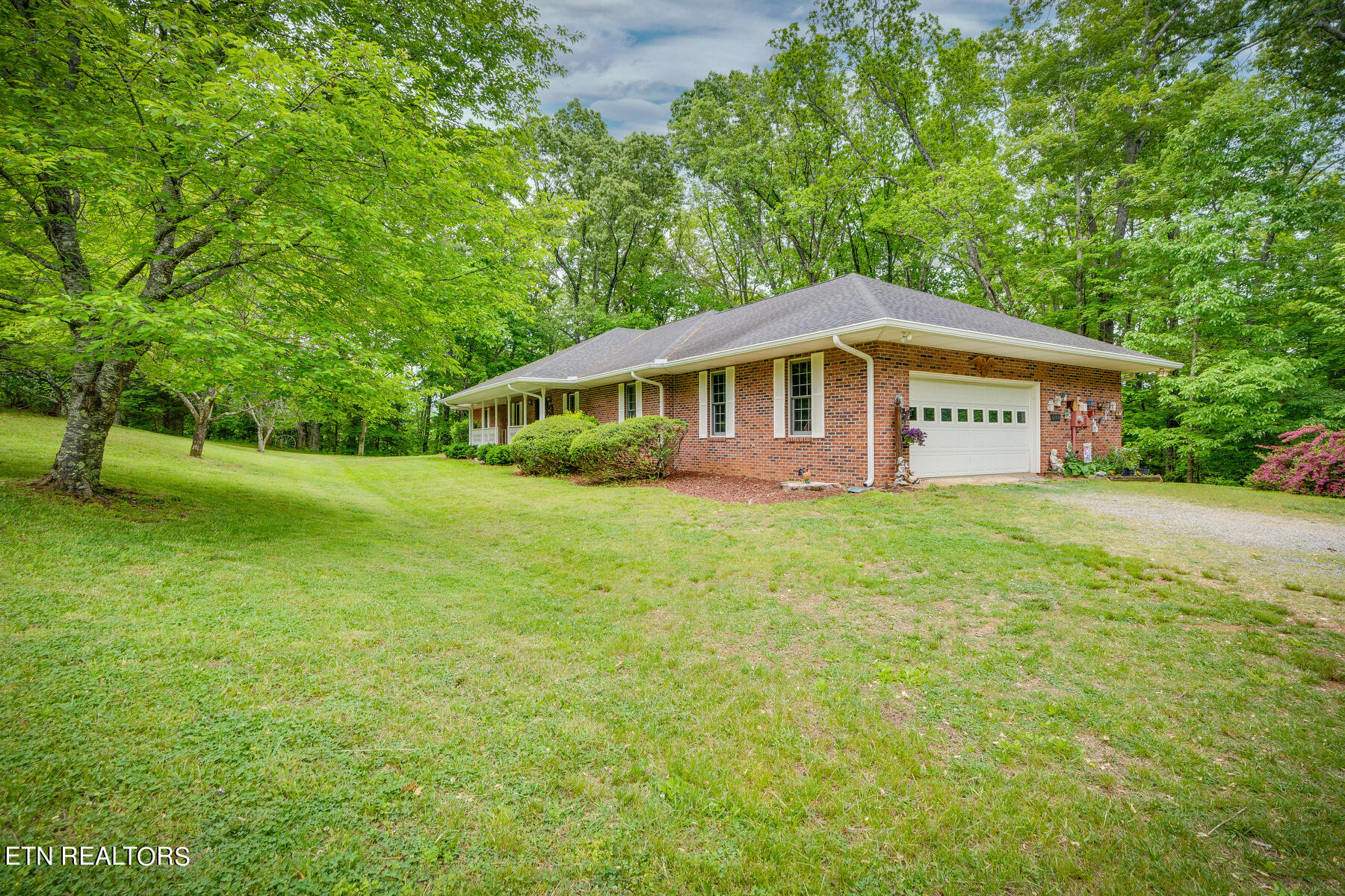 145 Zeb Grindstaff Road Elizabethton TN 37643