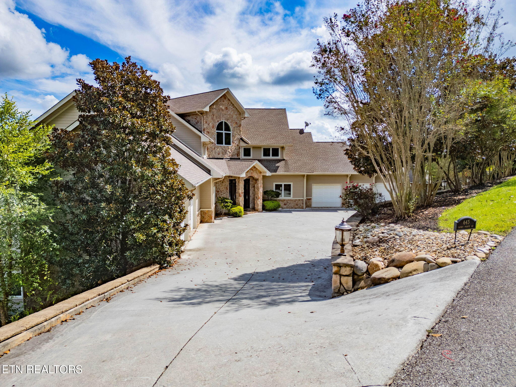 643 Crown Pointe Road Lafollette TN 37766