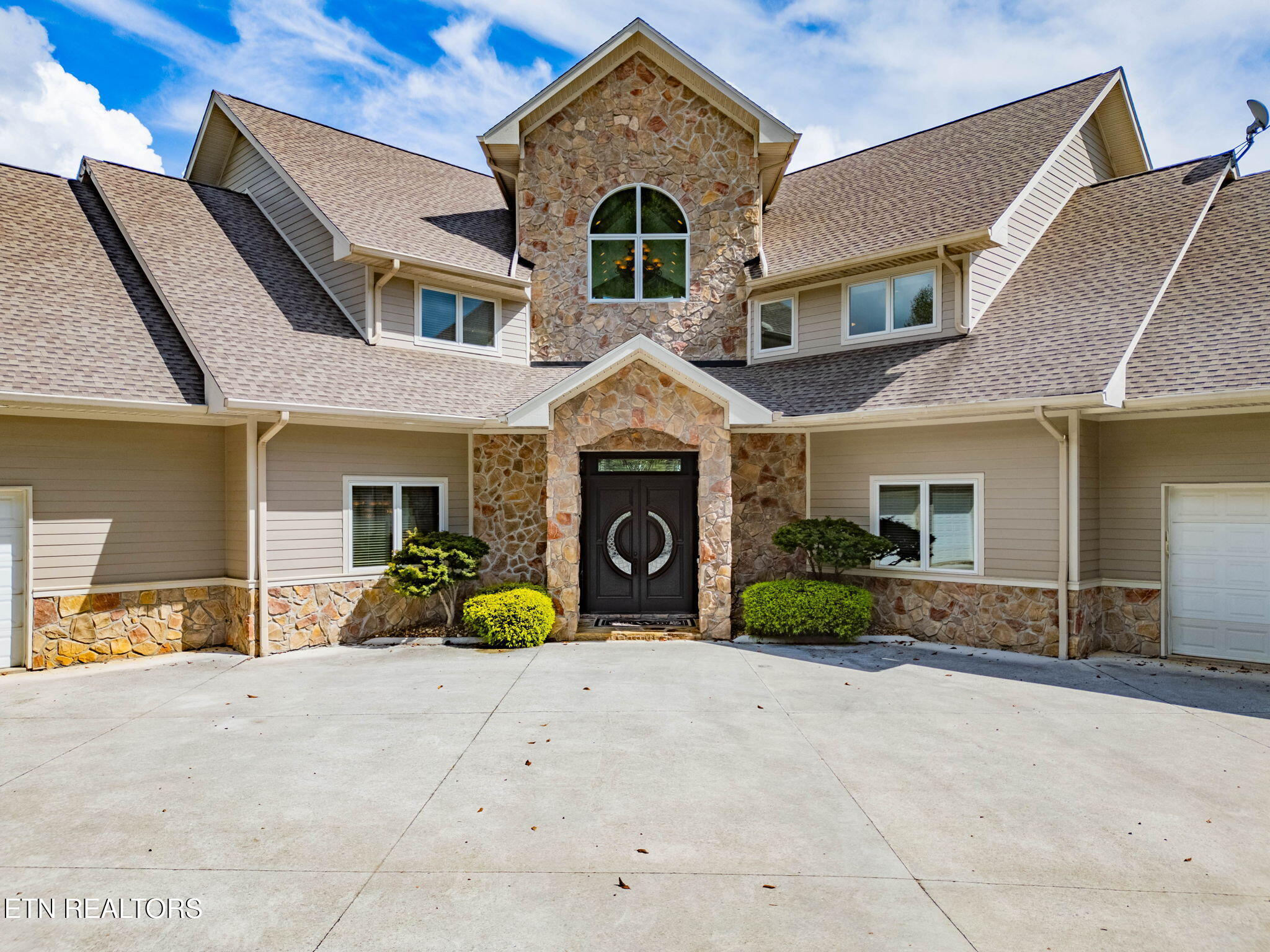 643 Crown Pointe Road Lafollette TN 37766