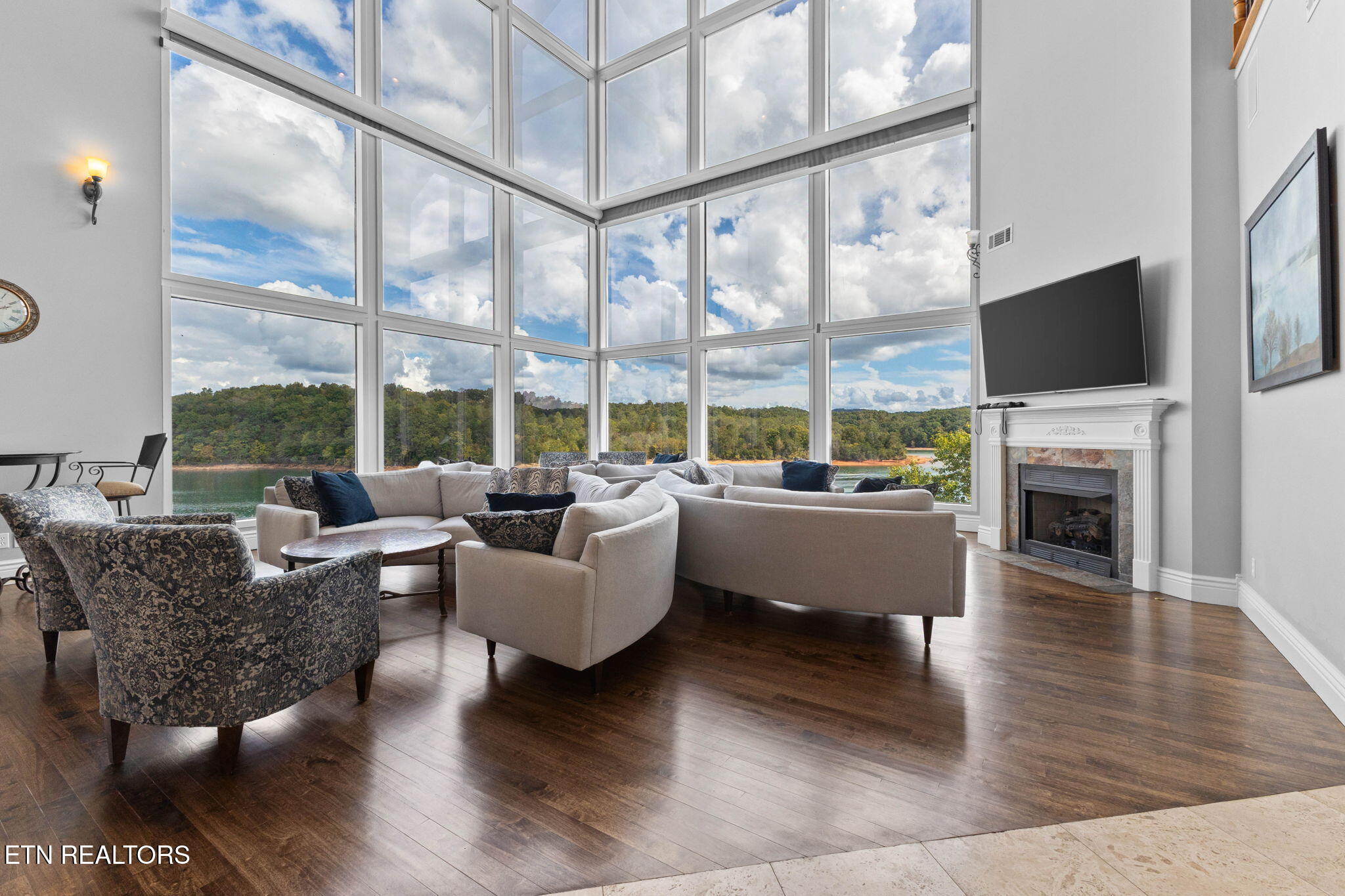 643 Crown Pointe Road Lafollette TN 37766