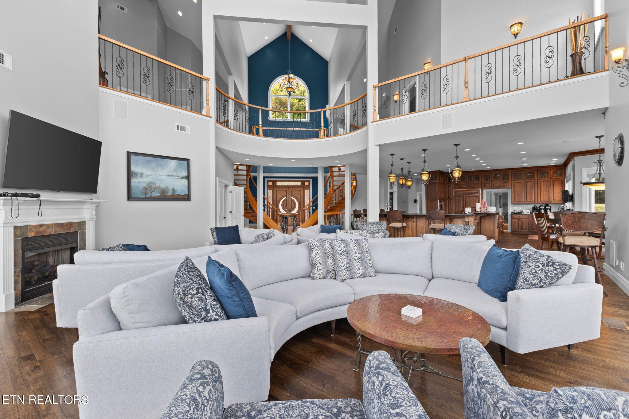 643 Crown Pointe Road Lafollette TN 37766